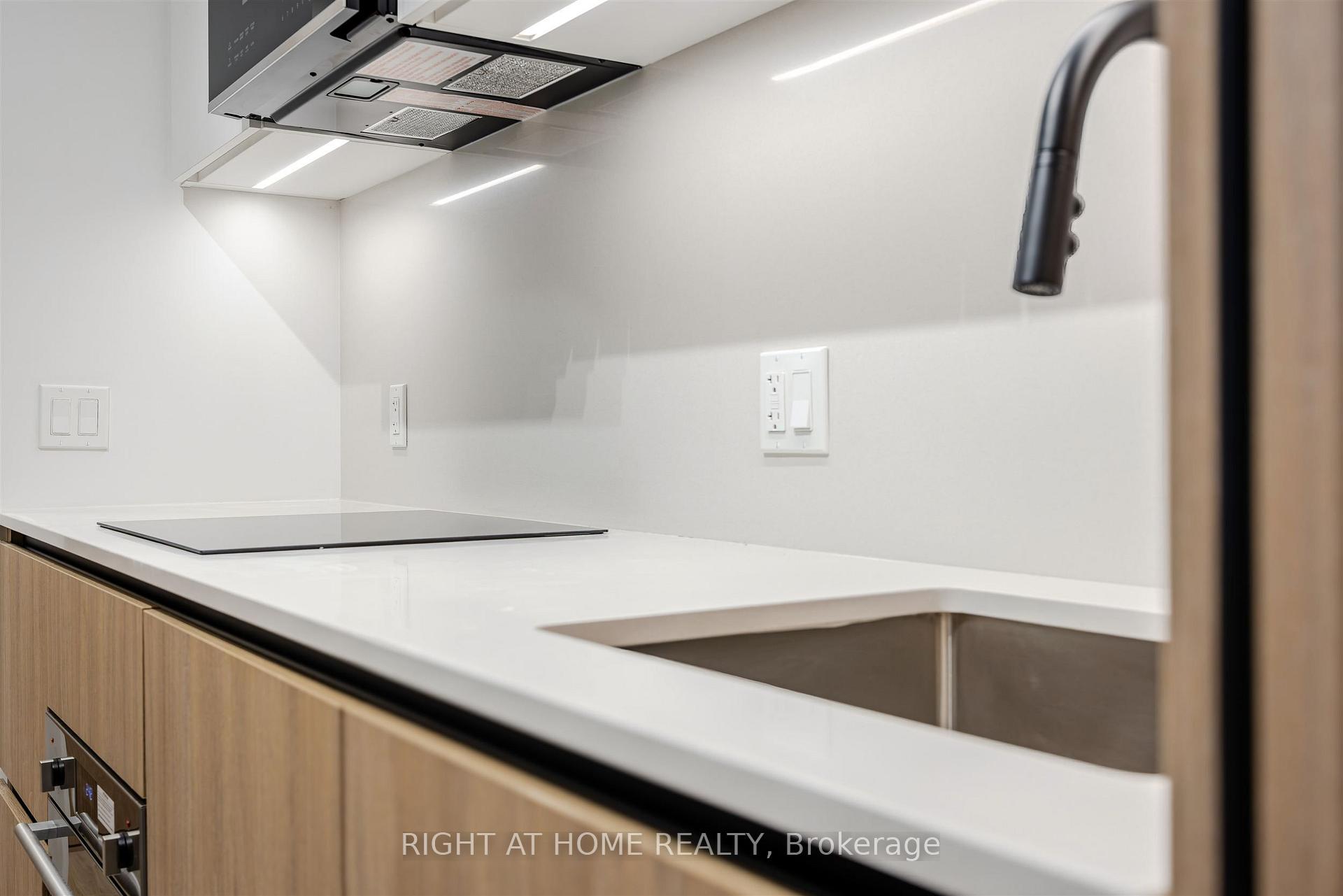 Photo 10 of Unit 519, 35 Parliament Street, Toronto, Waterfront Communities — HOMEH