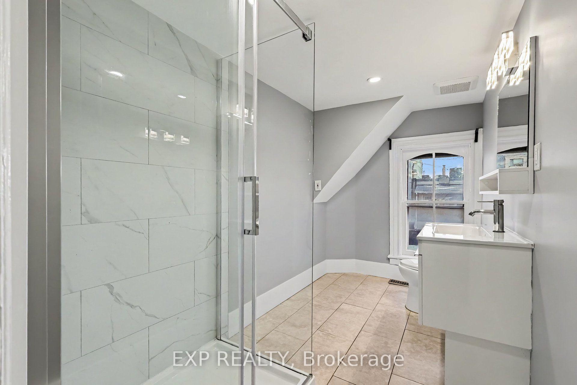 Photo 17 of 419 Bresserer Street, Ottawa, Sandy Hill — HOMEH