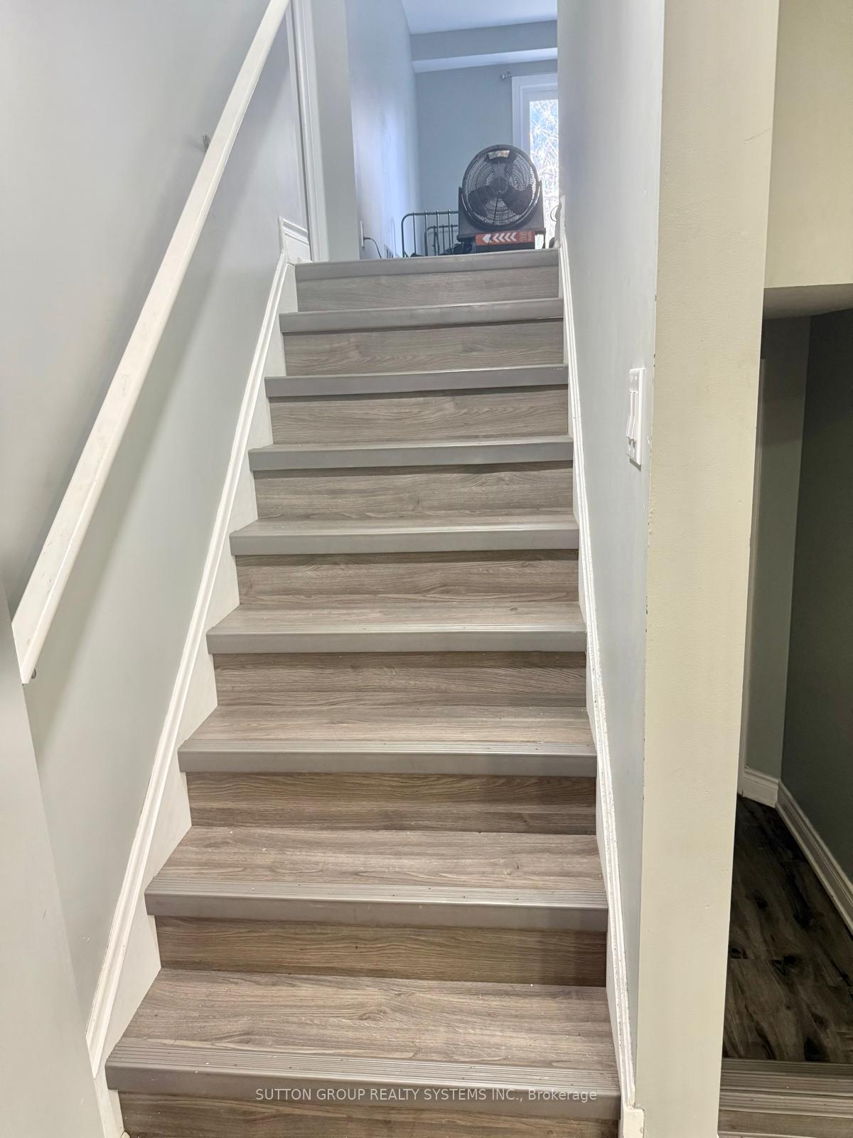Photo 11 of Unit Lower, 2668 Windjammer Road, Mississauga, Erin Mills — HOMEH