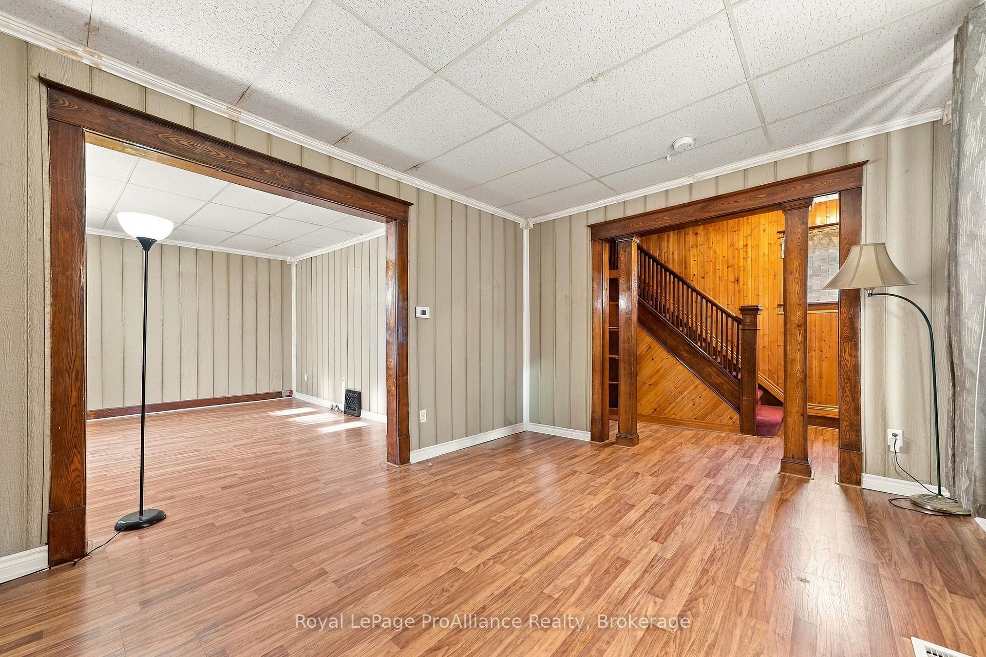 Photo 5 of 156 William Street, Belleville, Belleville Ward — HOMEH