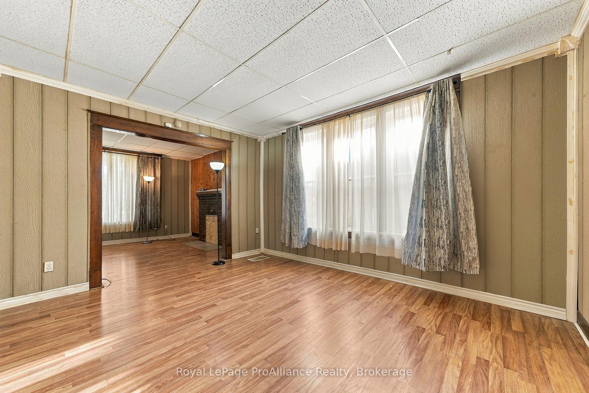 Photo 6 of 156 William Street, Belleville, Belleville Ward — HOMEH
