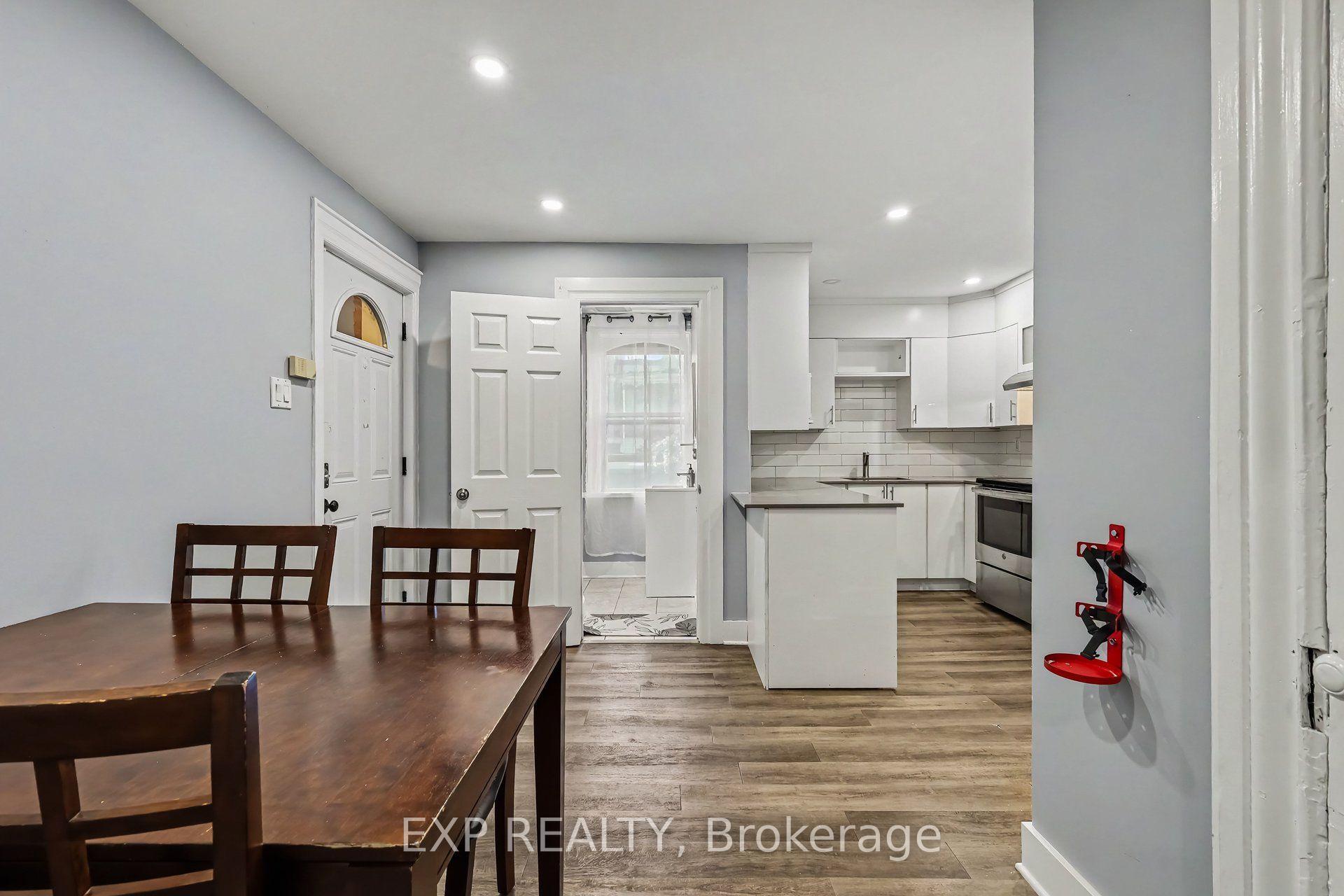 Photo 9 of Unit A, 419 Bresserer Street, Ottawa, Sandy Hill — HOMEH