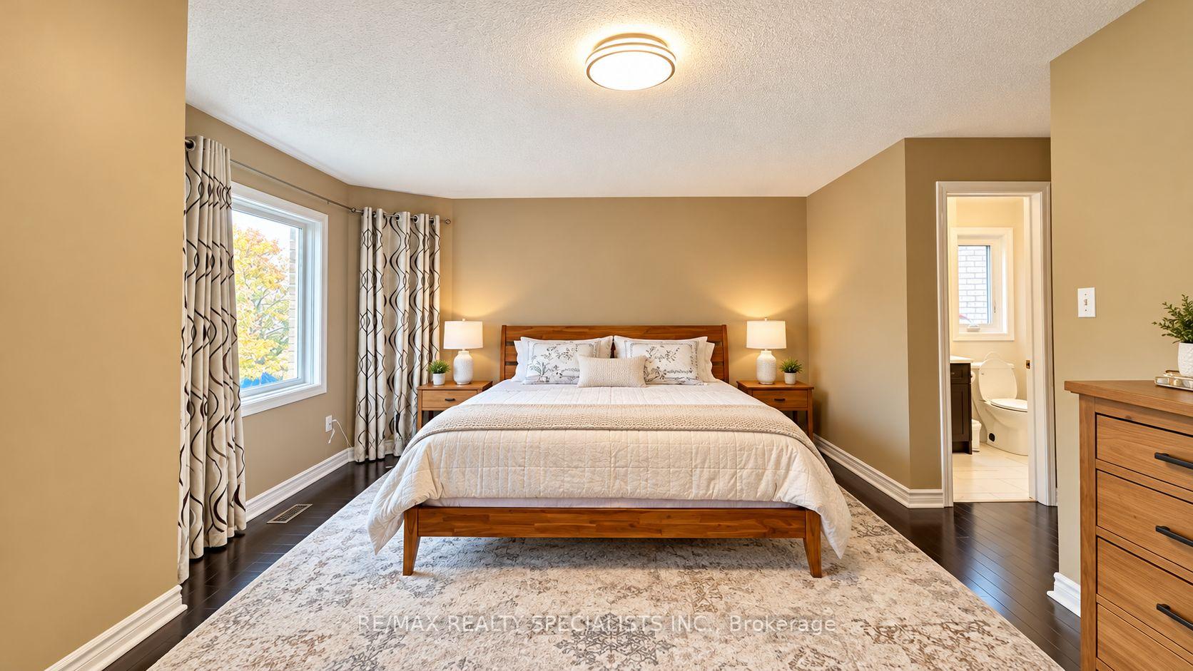 Photo 10 of 5929 Leeside Crescent, Mississauga, Central Erin Mills — HOMEH