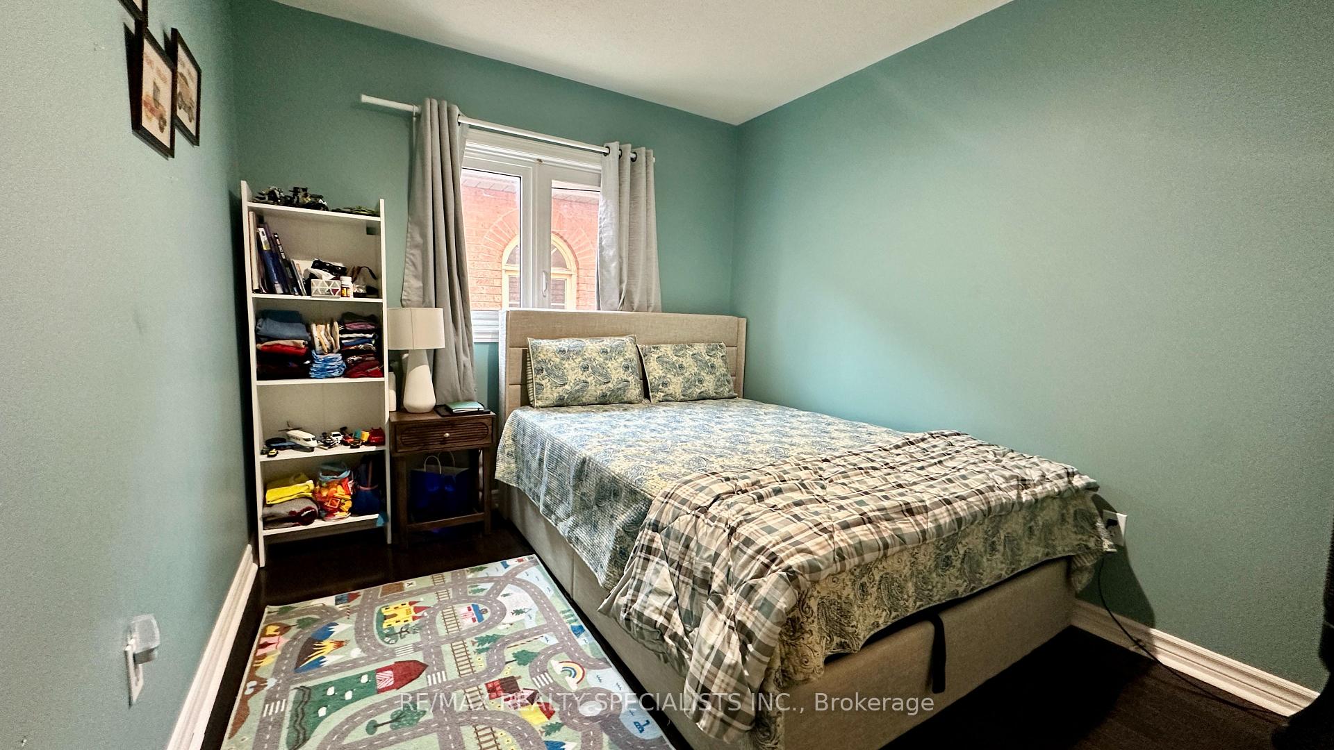 Photo 12 of 5929 Leeside Crescent, Mississauga, Central Erin Mills — HOMEH