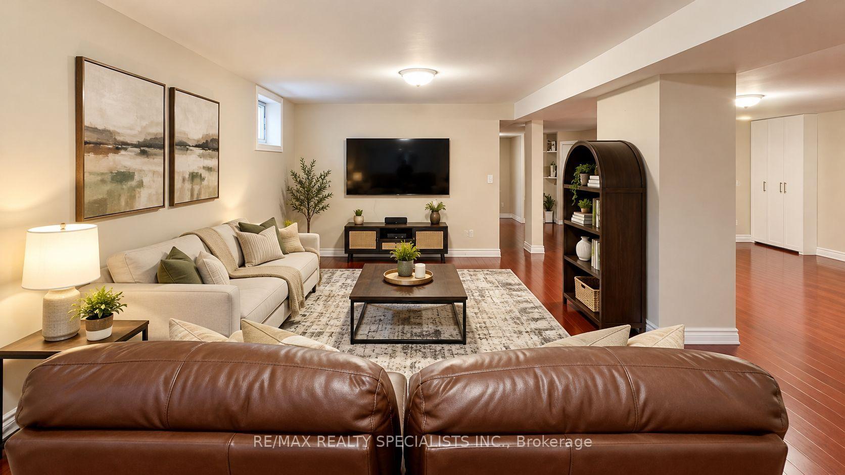Photo 16 of 5929 Leeside Crescent, Mississauga, Central Erin Mills — HOMEH