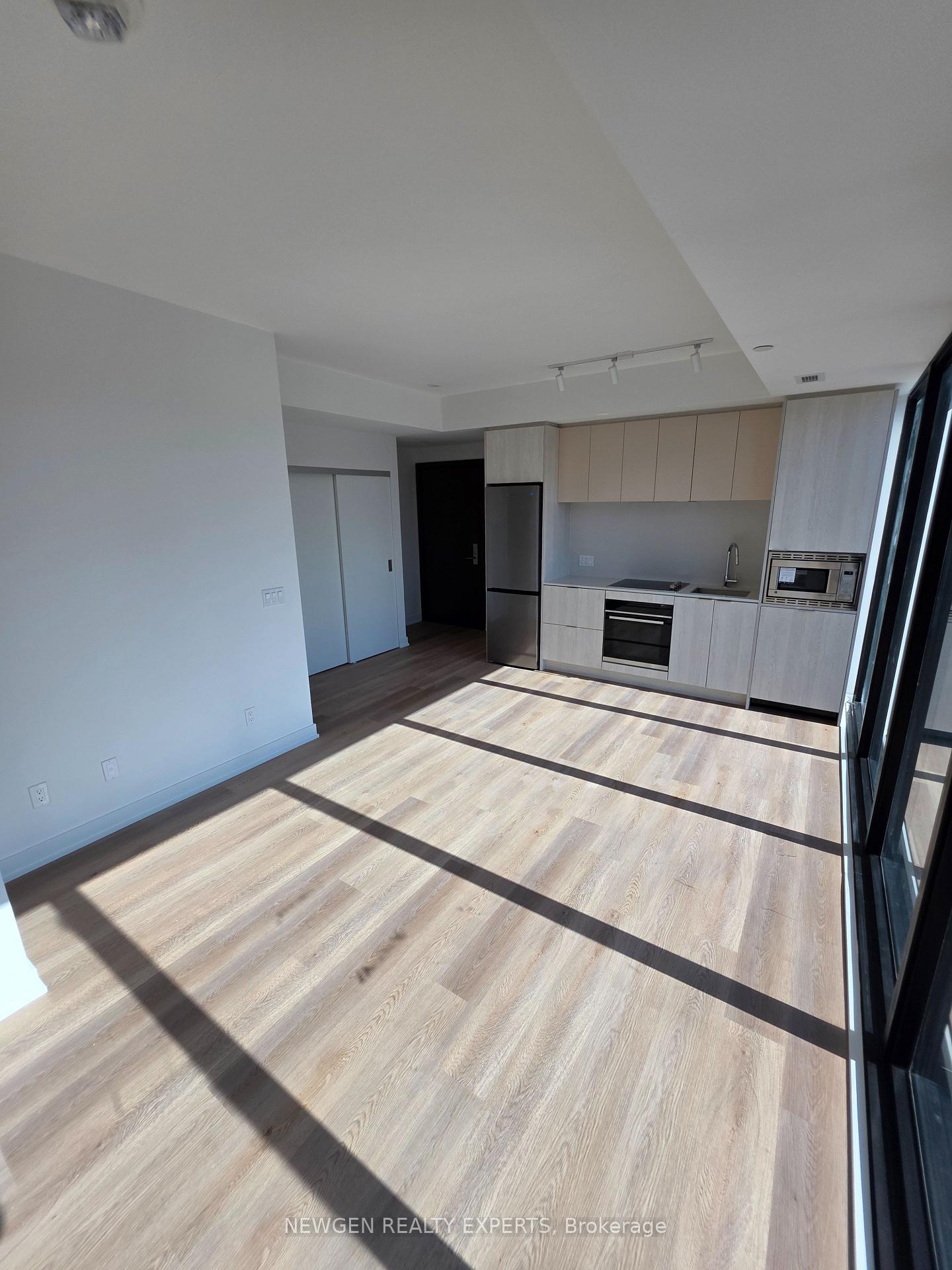 Photo 3 of Unit 1606, 91 John Street N, Hamilton, Beasley — HOMEH