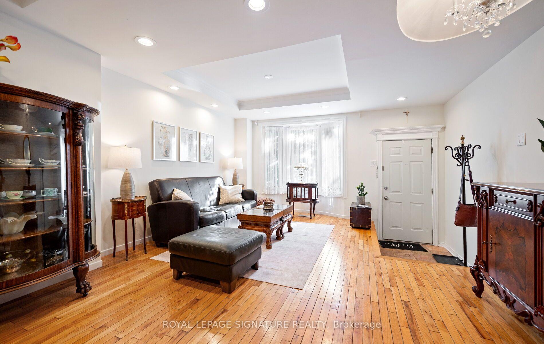 Photo 2 of 3160 Dundas Street, Toronto, Junction Area — HOMEH