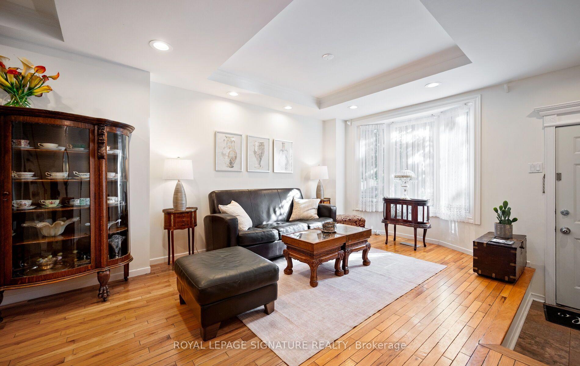 Photo 3 of 3160 Dundas Street, Toronto, Junction Area — HOMEH