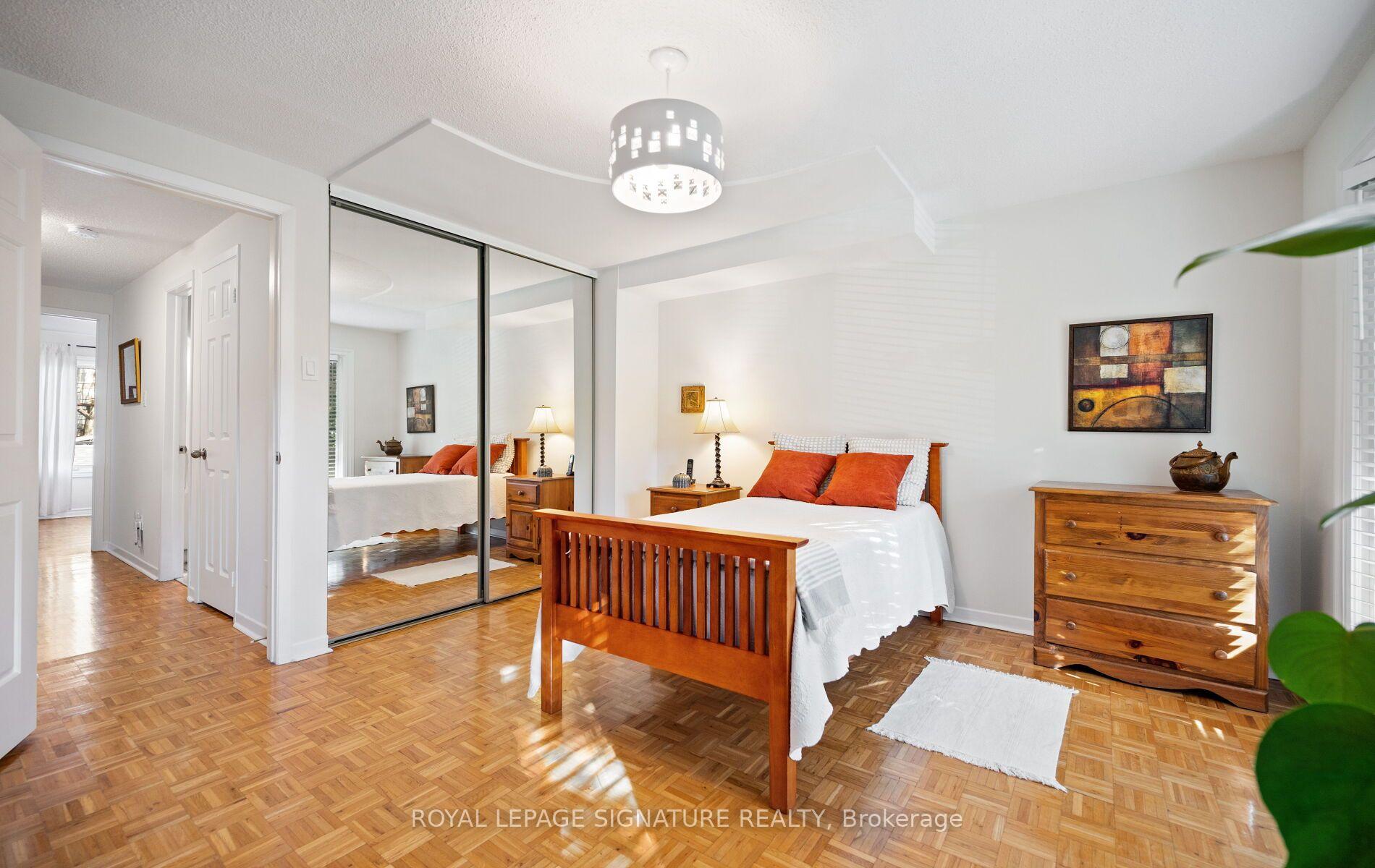 Photo 13 of 3160 Dundas Street, Toronto, Junction Area — HOMEH