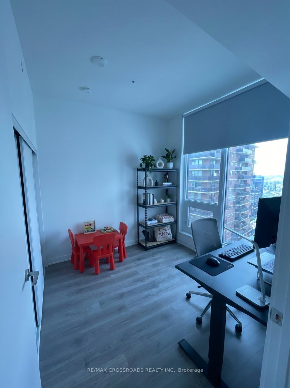 Photo 3 of Unit 1804, 28 Ann Street, Mississauga, Port Credit — HOMEH