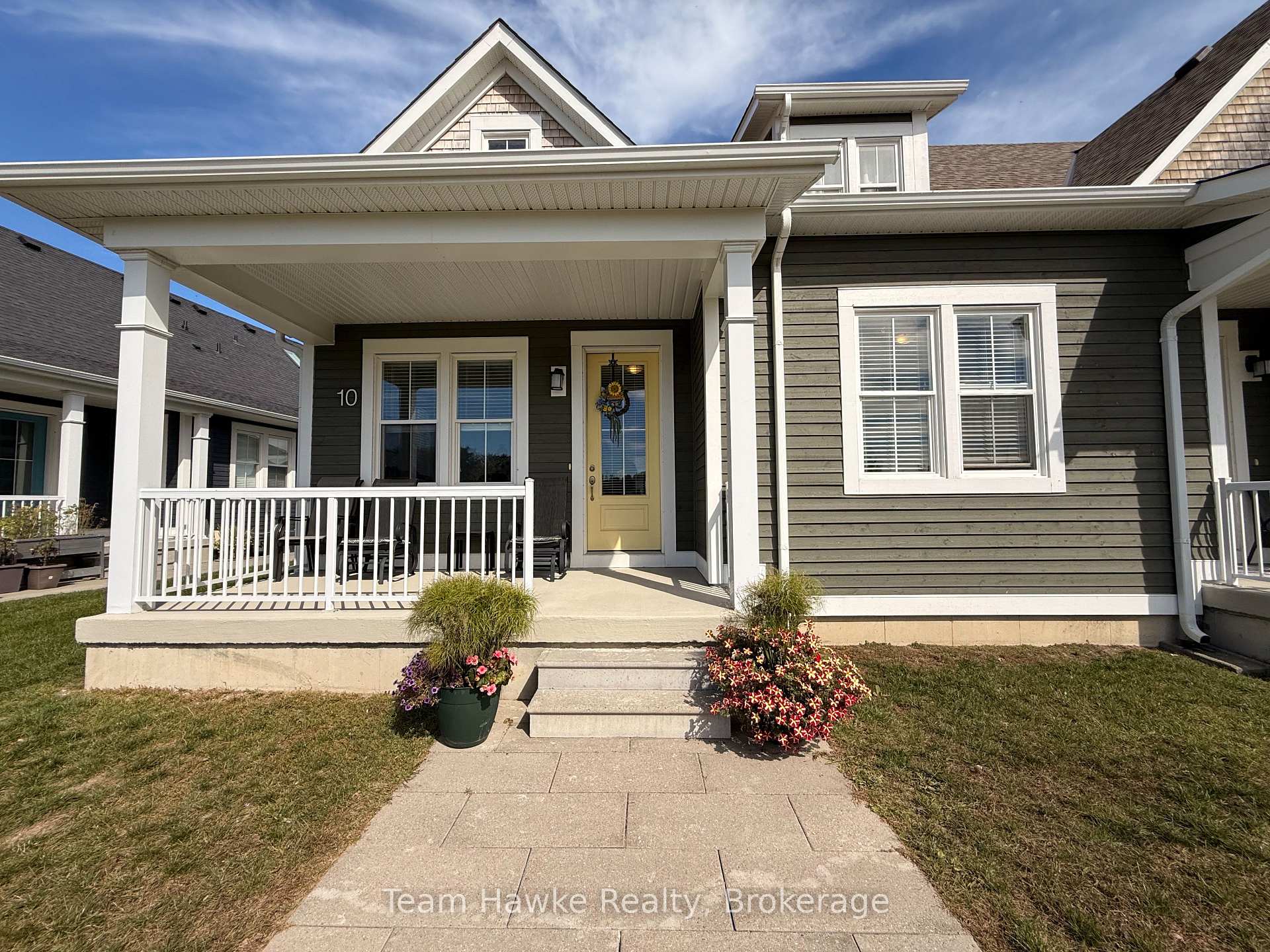 Photo 1 of 10 Samantha Lane, Midland — HOMEH