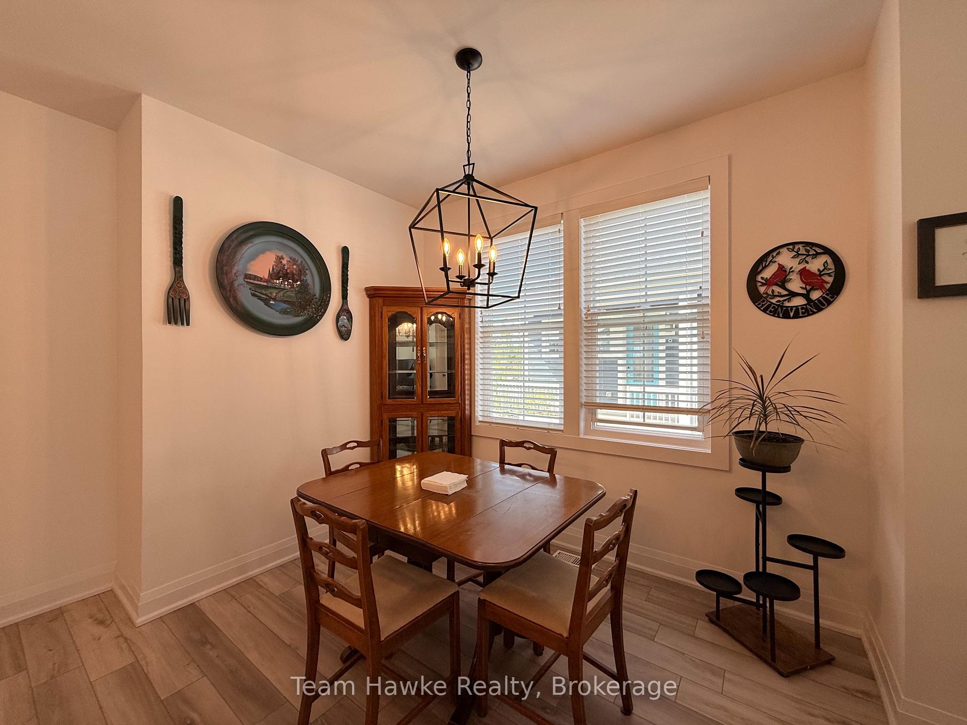 Photo 9 of 10 Samantha Lane, Midland — HOMEH