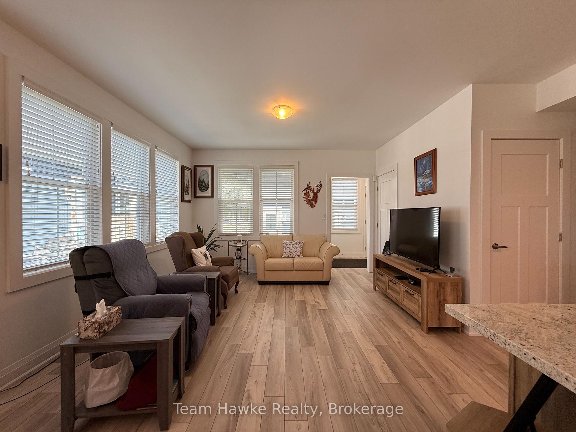 Photo 10 of 10 Samantha Lane, Midland — HOMEH