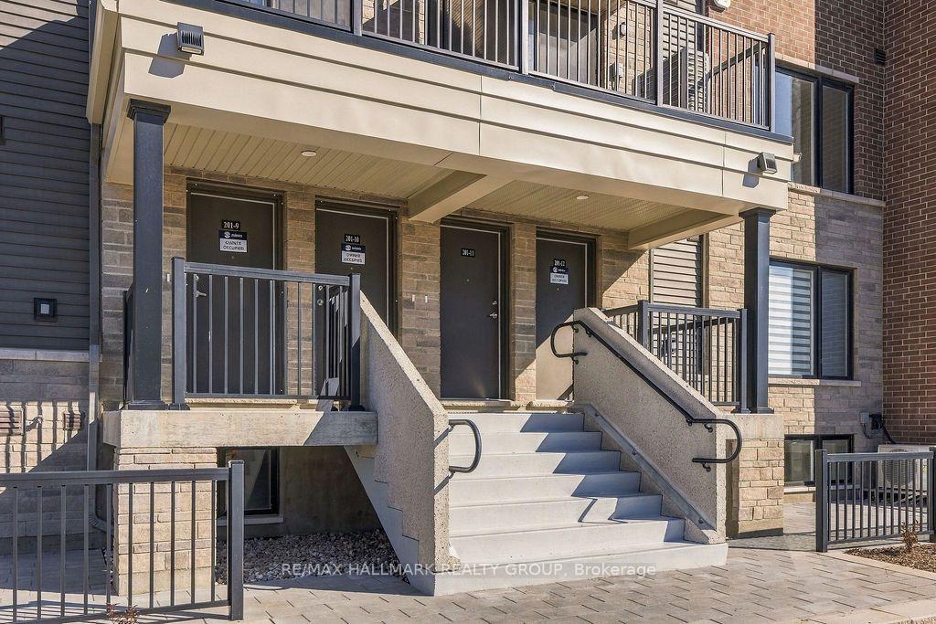 Photo 2 of Unit 11, 201 Glenroy Gilbert Drive, Ottawa, Barrhaven - Strandherd — HOMEH