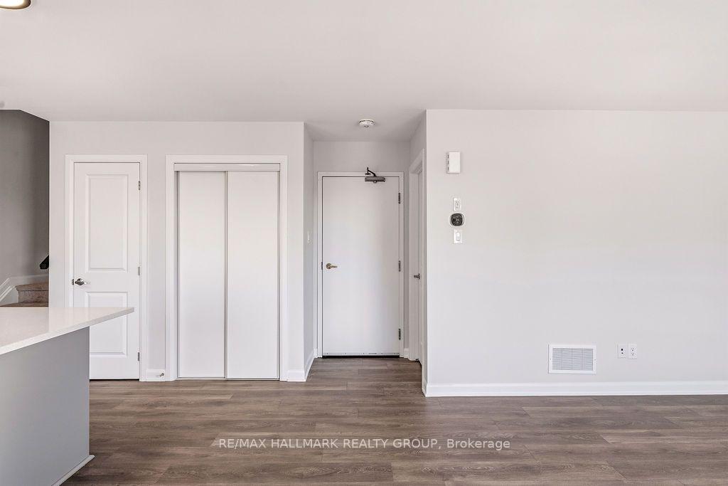 Photo 5 of Unit 11, 201 Glenroy Gilbert Drive, Ottawa, Barrhaven - Strandherd — HOMEH