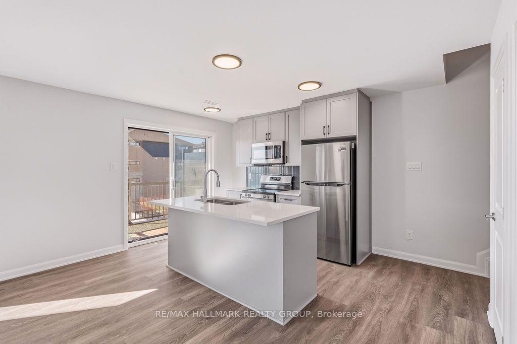 Photo 8 of Unit 11, 201 Glenroy Gilbert Drive, Ottawa, Barrhaven - Strandherd — HOMEH