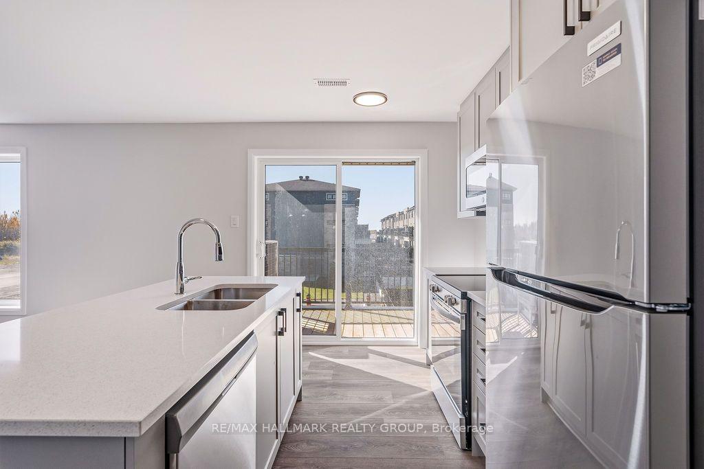 Photo 10 of Unit 11, 201 Glenroy Gilbert Drive, Ottawa, Barrhaven - Strandherd — HOMEH