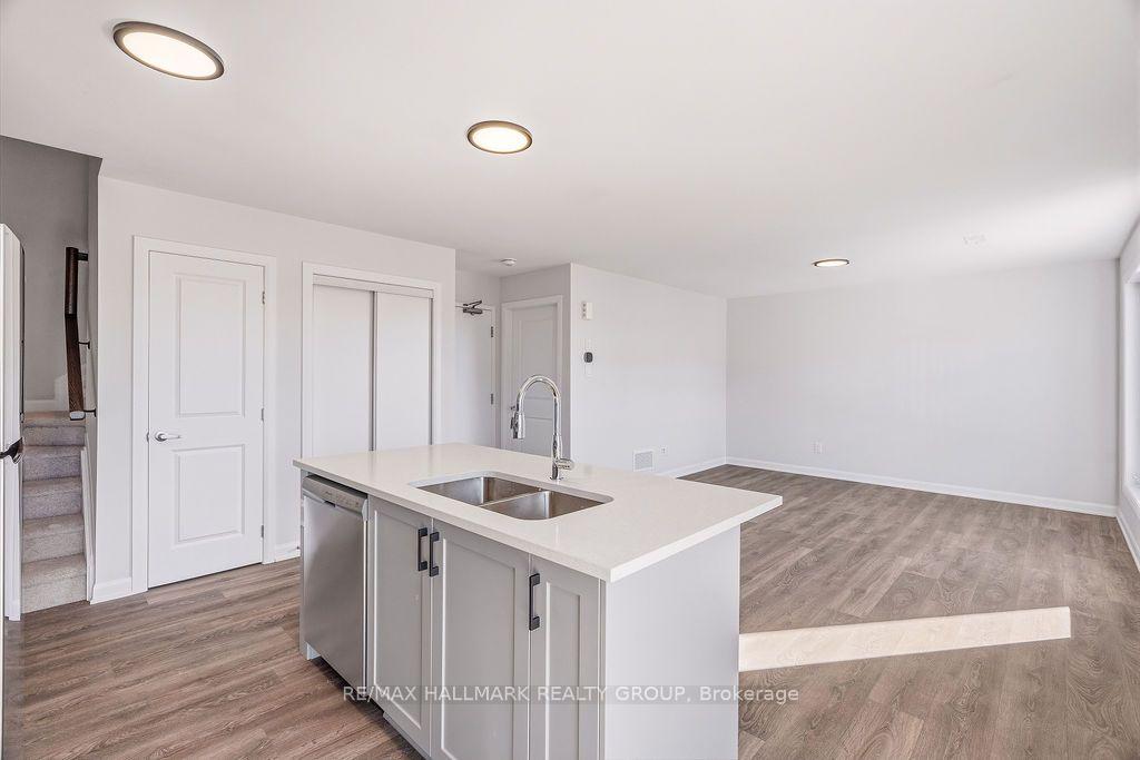 Photo 12 of Unit 11, 201 Glenroy Gilbert Drive, Ottawa, Barrhaven - Strandherd — HOMEH