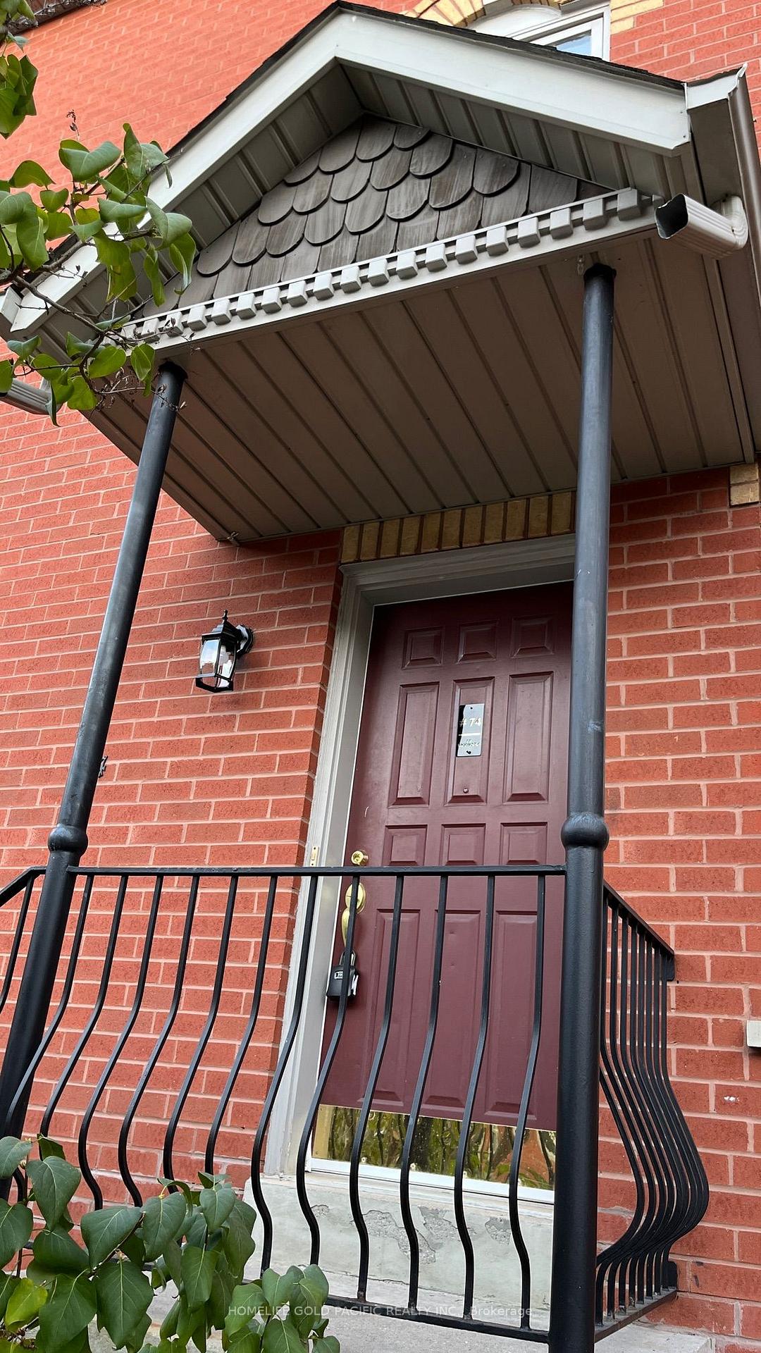 Photo 4 of Unit 74, 95 Weldrick Road, Richmond Hill, Observatory — HOMEH
