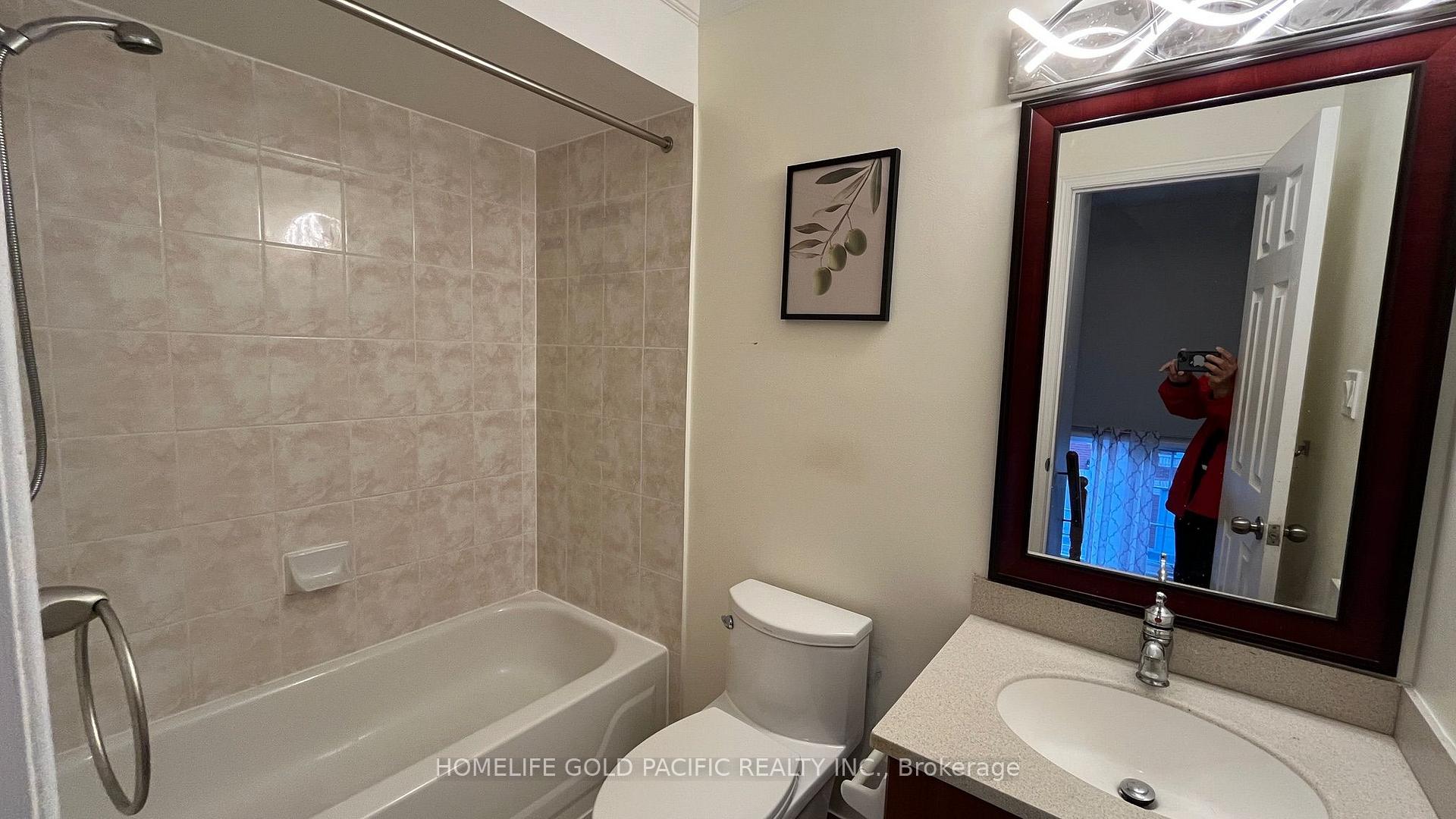 Photo 24 of Unit 74, 95 Weldrick Road, Richmond Hill, Observatory — HOMEH