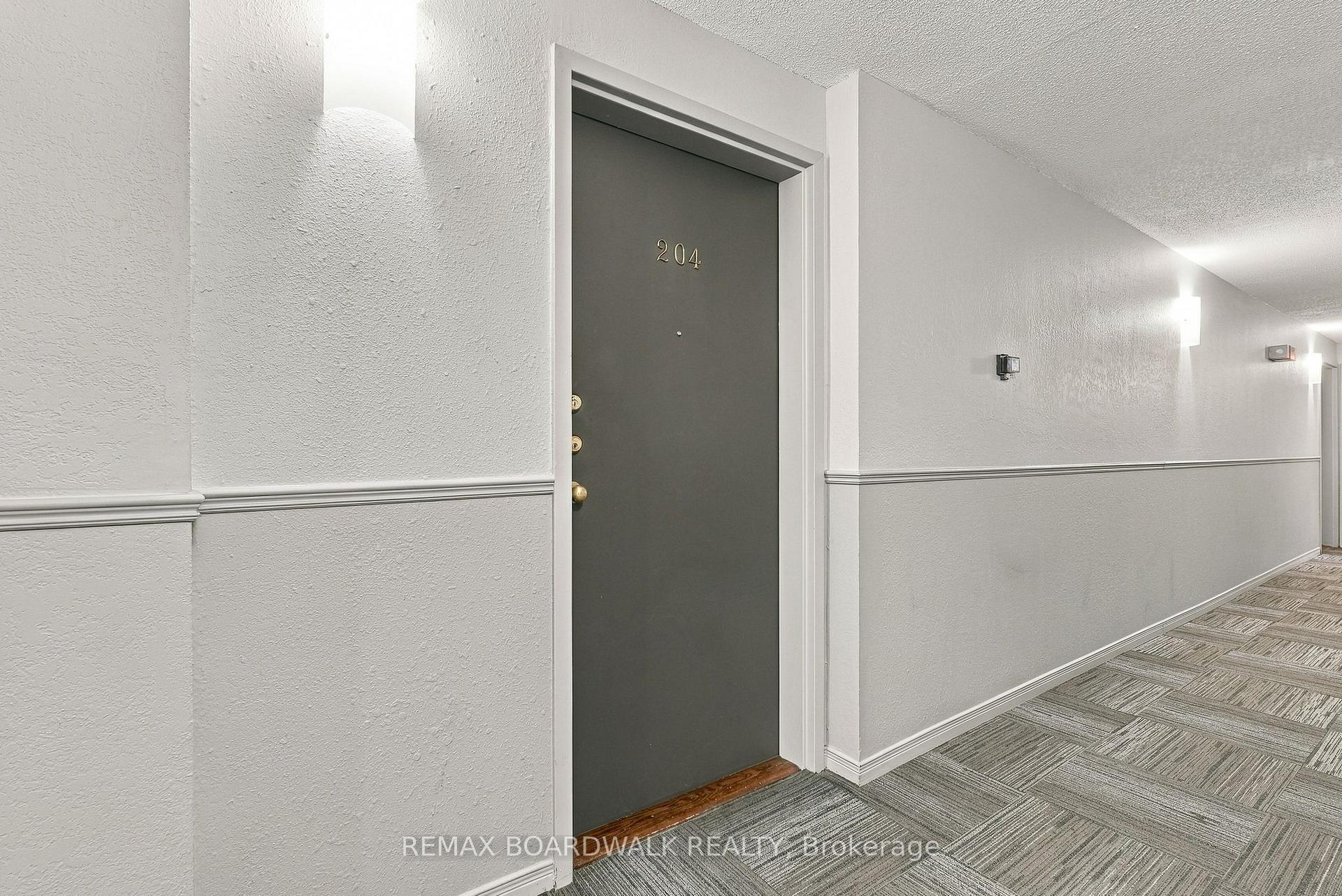 Photo 6 of Unit 204, 1490 Heron Road, Ottawa, Heron Gate — HOMEH