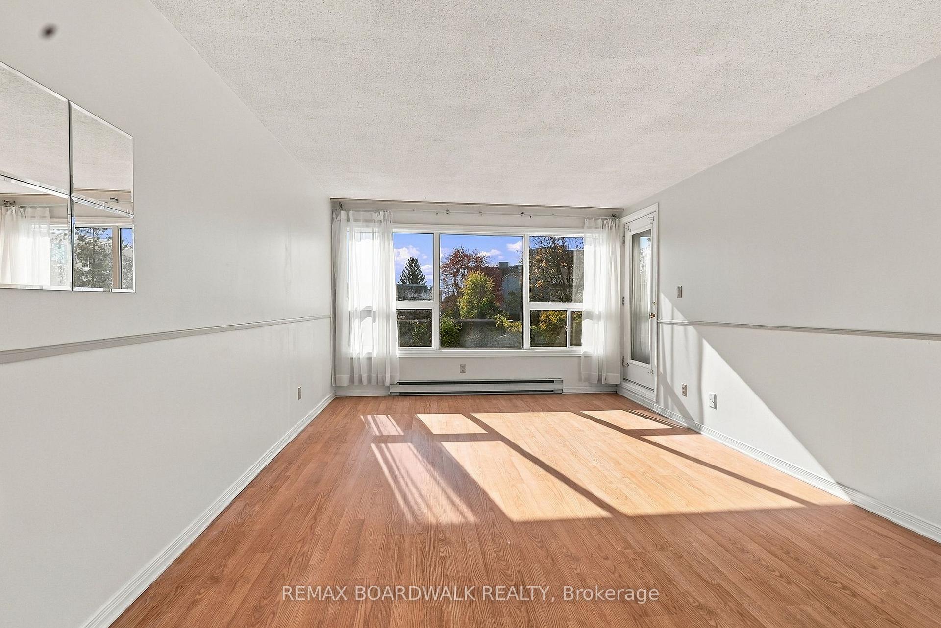 Photo 12 of Unit 204, 1490 Heron Road, Ottawa, Heron Gate — HOMEH