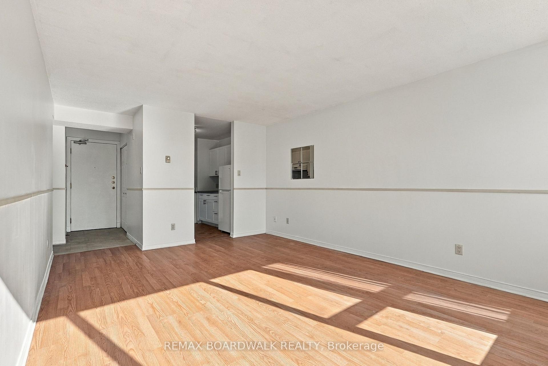 Photo 15 of Unit 204, 1490 Heron Road, Ottawa, Heron Gate — HOMEH