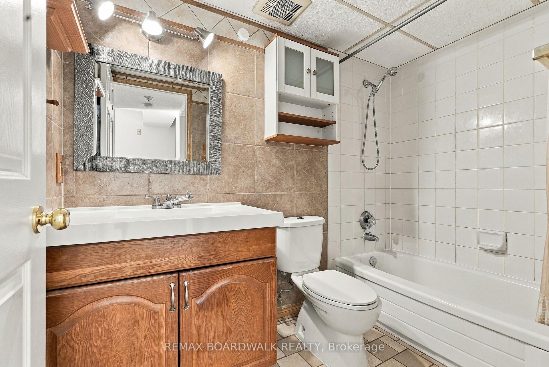 Photo 21 of Unit 204, 1490 Heron Road, Ottawa, Heron Gate — HOMEH