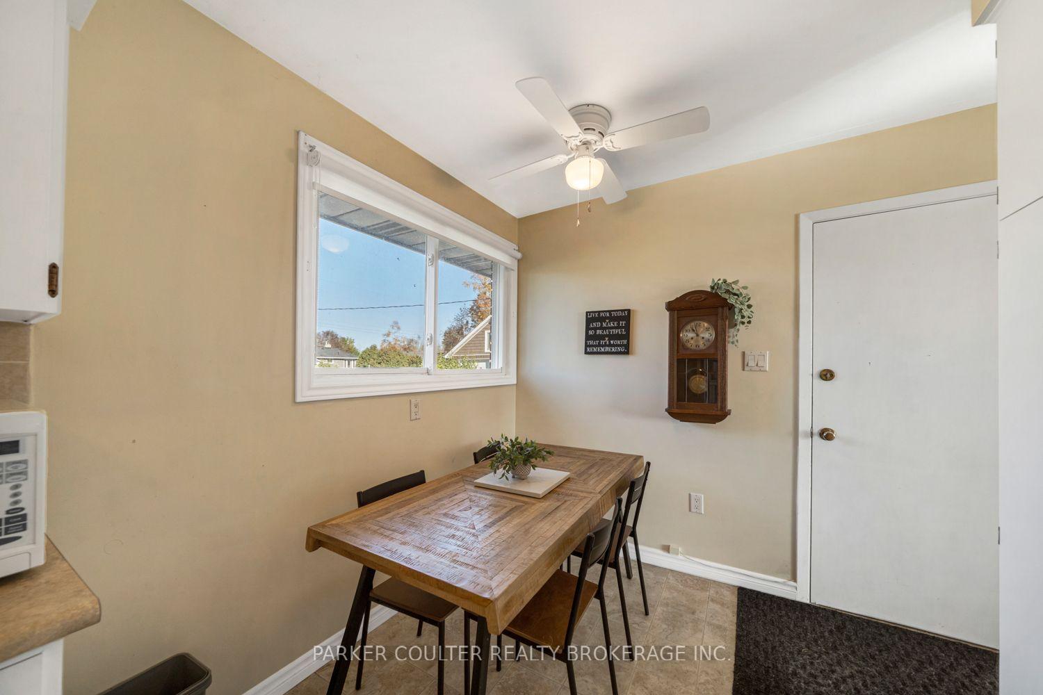 Photo 10 of 347 Macisaac Drive, Orillia — HOMEH