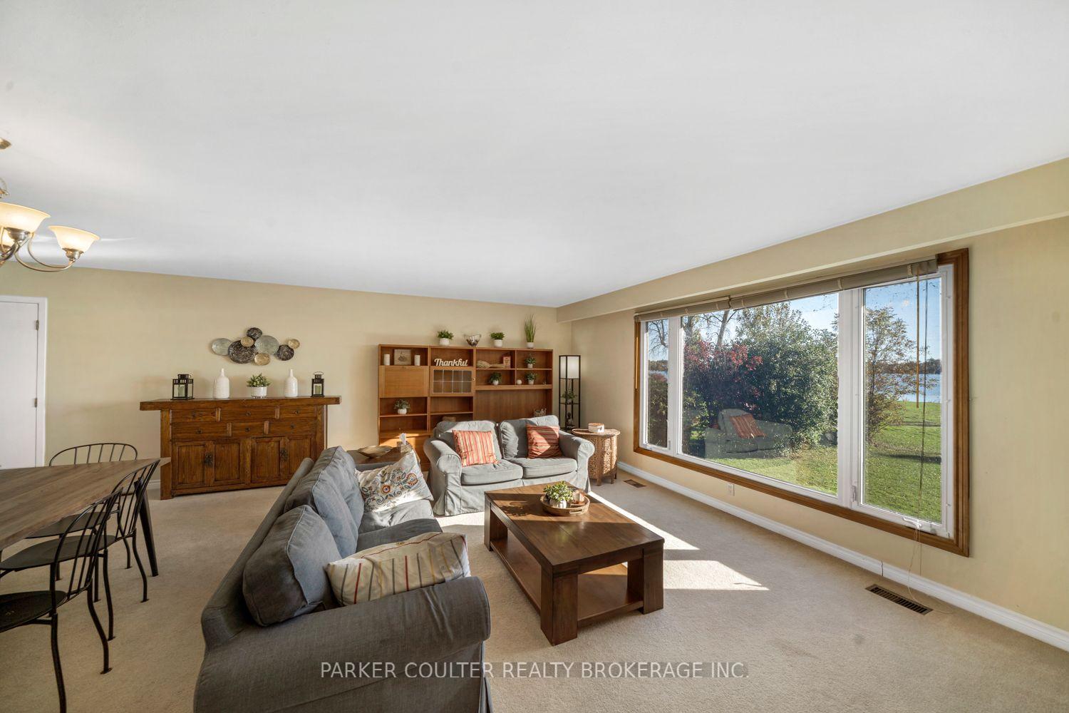 Photo 18 of 347 Macisaac Drive, Orillia — HOMEH