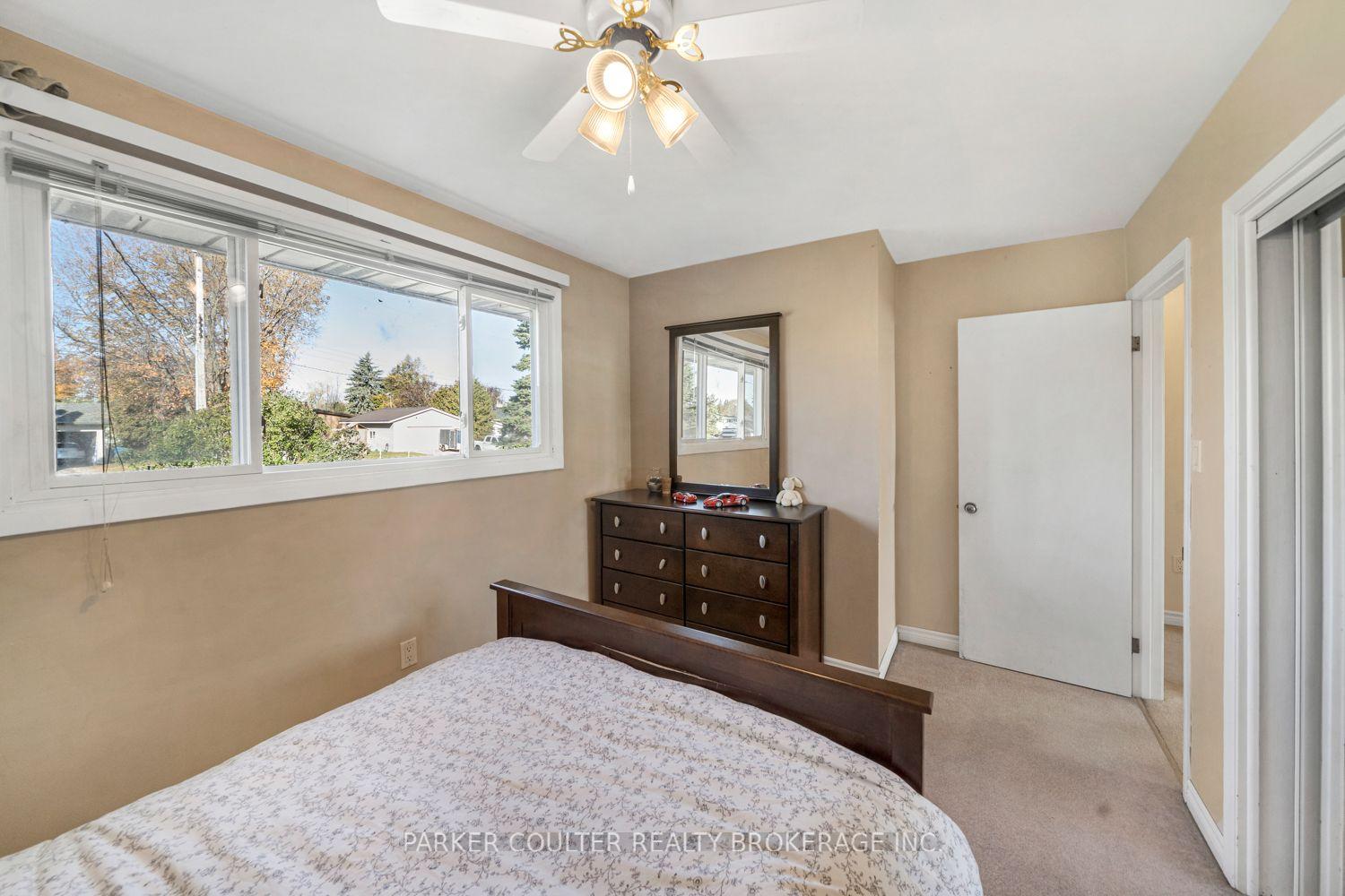 Photo 22 of 347 Macisaac Drive, Orillia — HOMEH