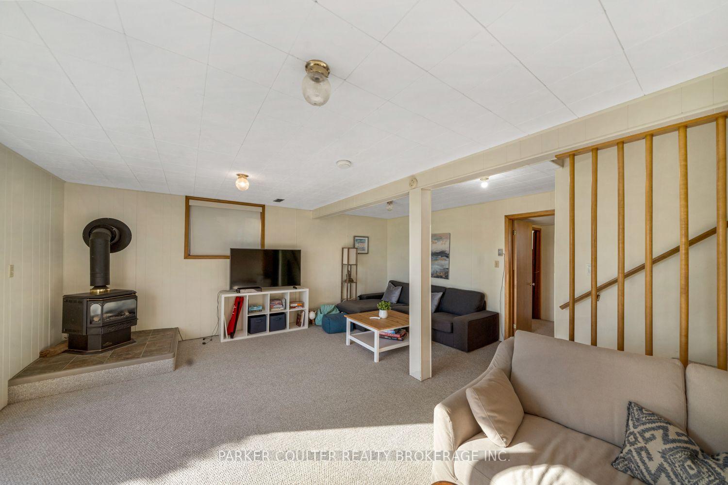 Photo 31 of 347 Macisaac Drive, Orillia — HOMEH