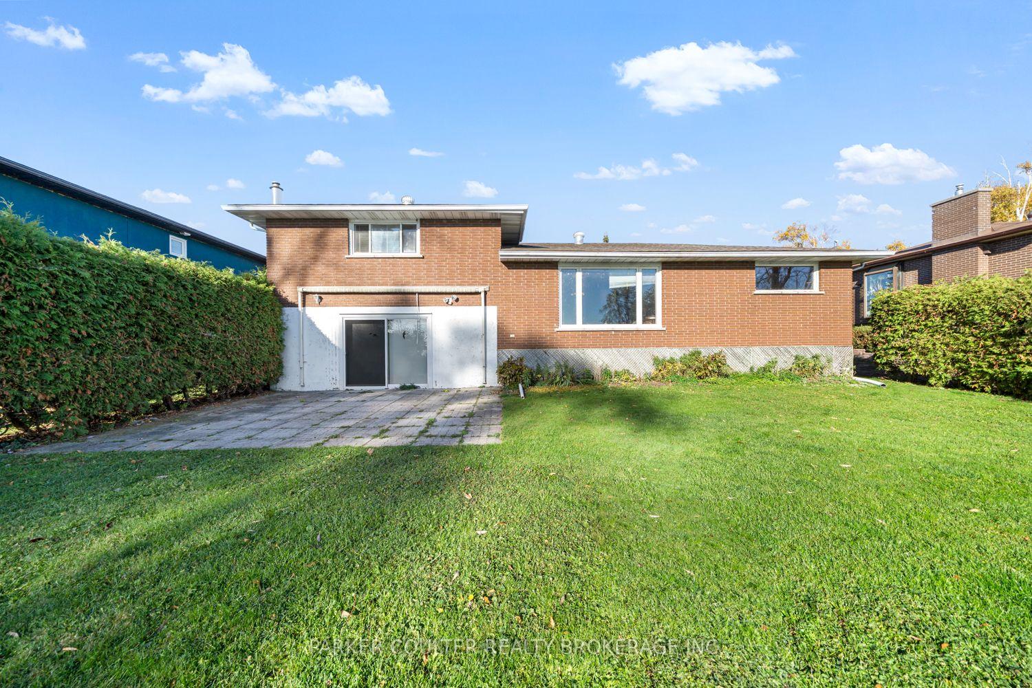 Photo 40 of 347 Macisaac Drive, Orillia — HOMEH