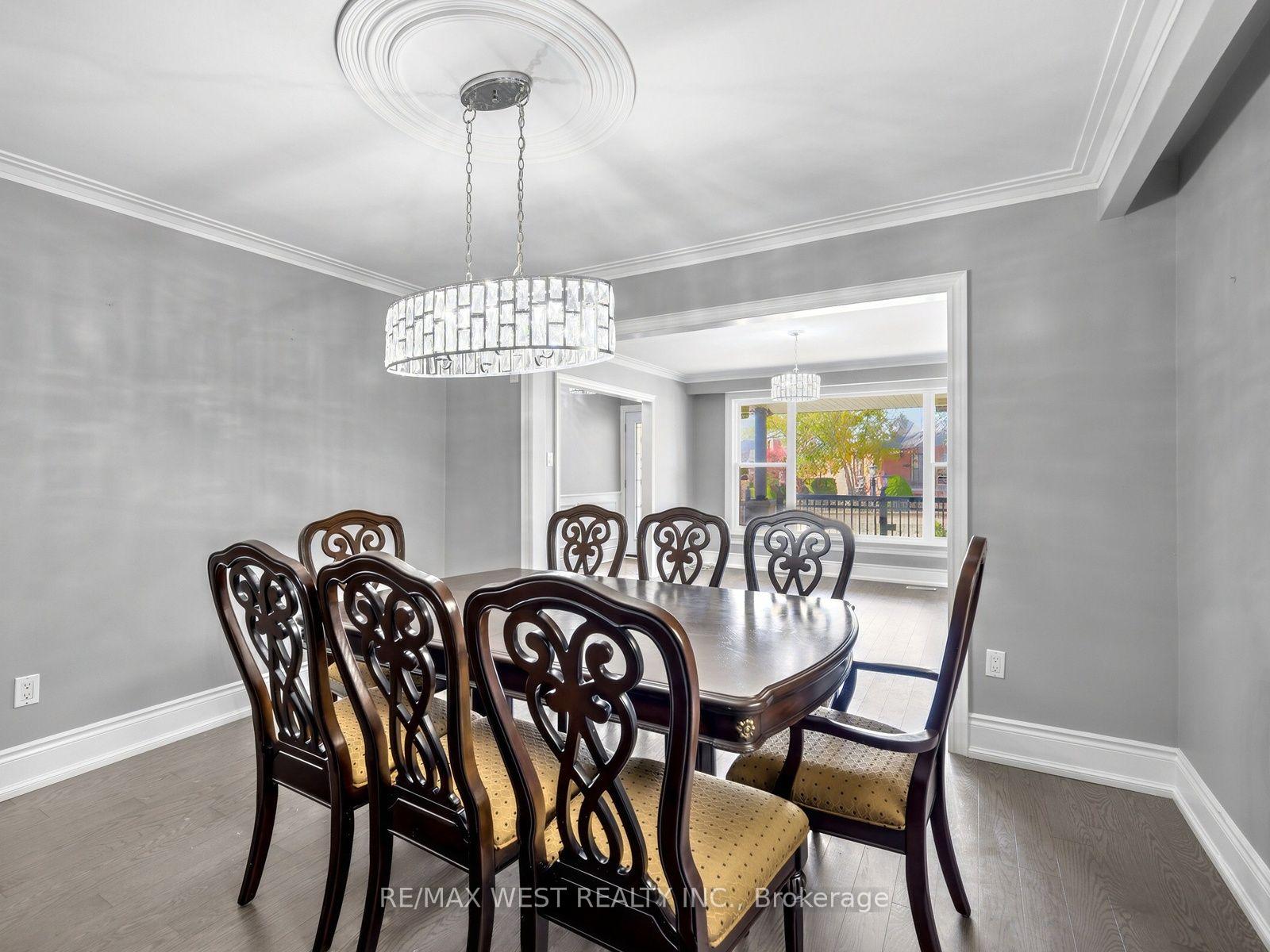 Photo 10 of 49 Dynevor Road, Toronto, Caledonia-Fairbank — HOMEH