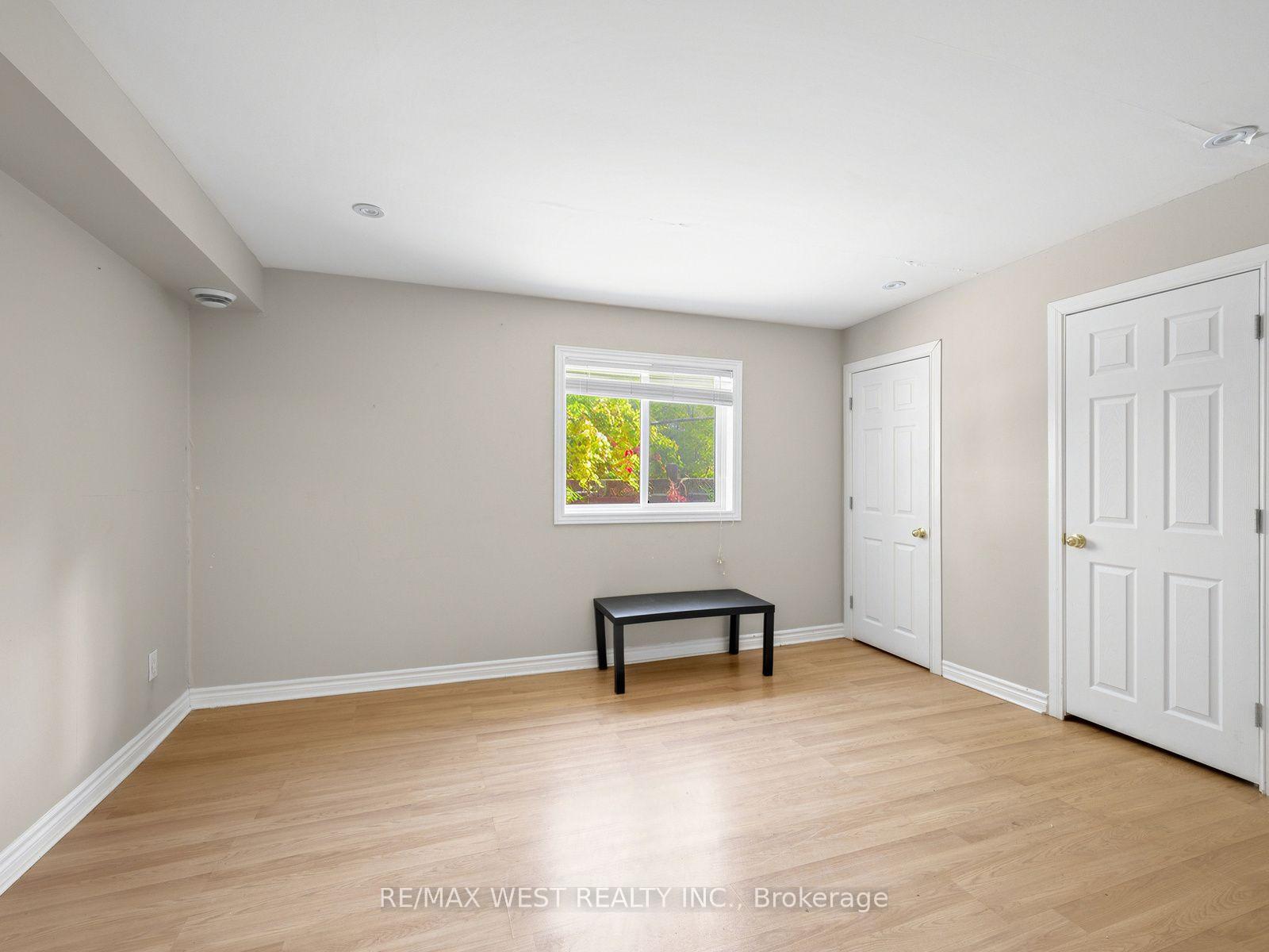 Photo 27 of 49 Dynevor Road, Toronto, Caledonia-Fairbank — HOMEH
