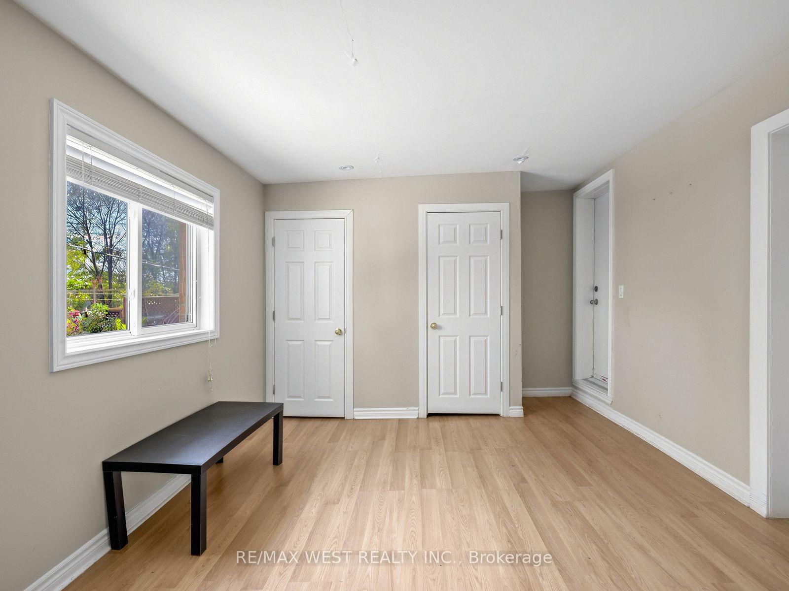 Photo 28 of 49 Dynevor Road, Toronto, Caledonia-Fairbank — HOMEH