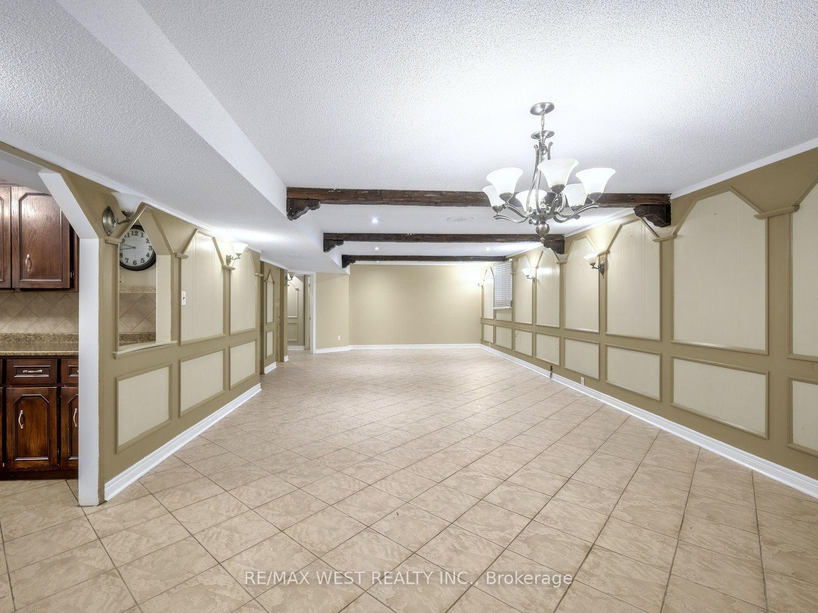 Photo 31 of 49 Dynevor Road, Toronto, Caledonia-Fairbank — HOMEH