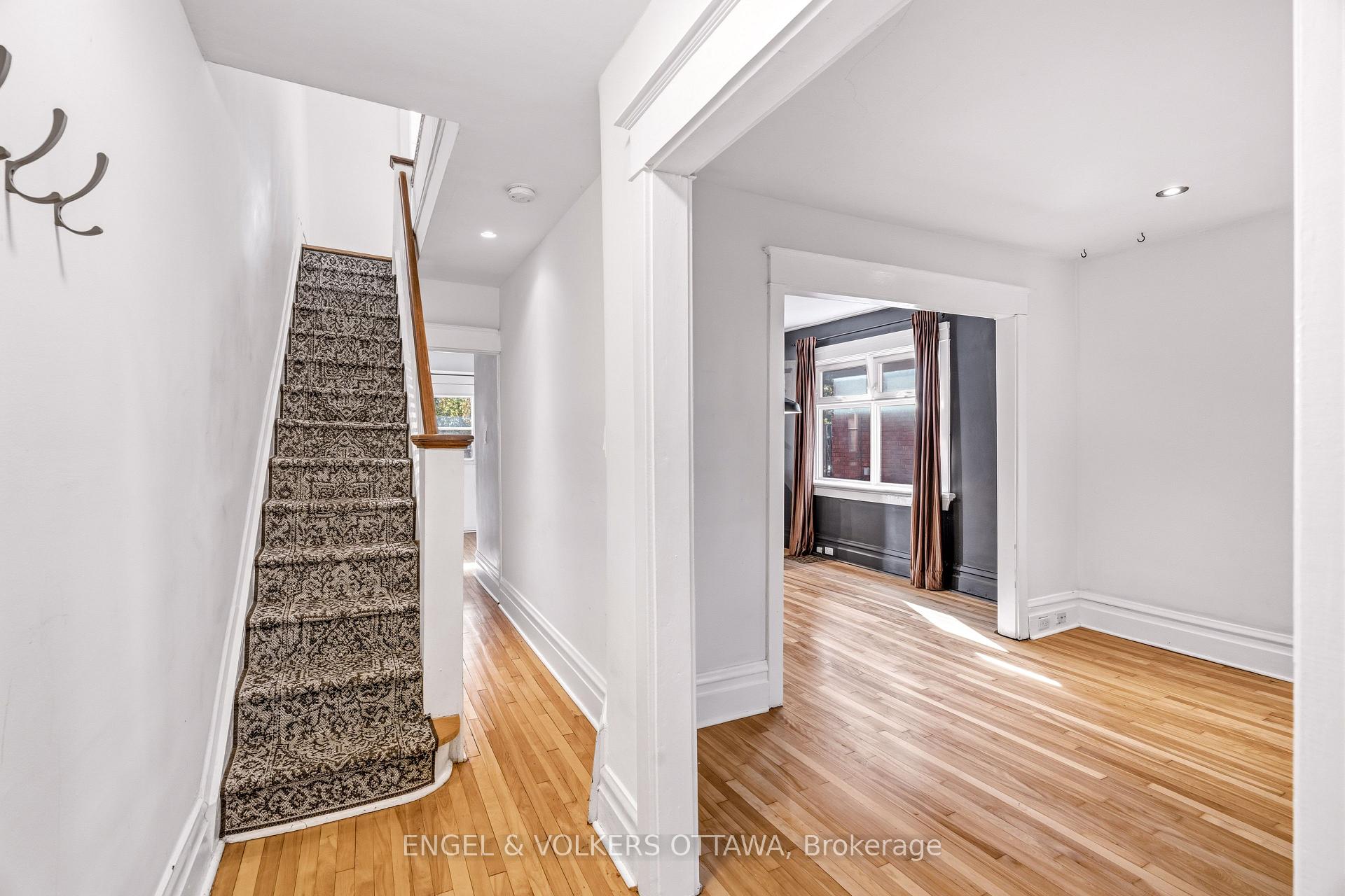 Photo 3 of 12 Clarey Avenue, Ottawa, Glebe — HOMEH