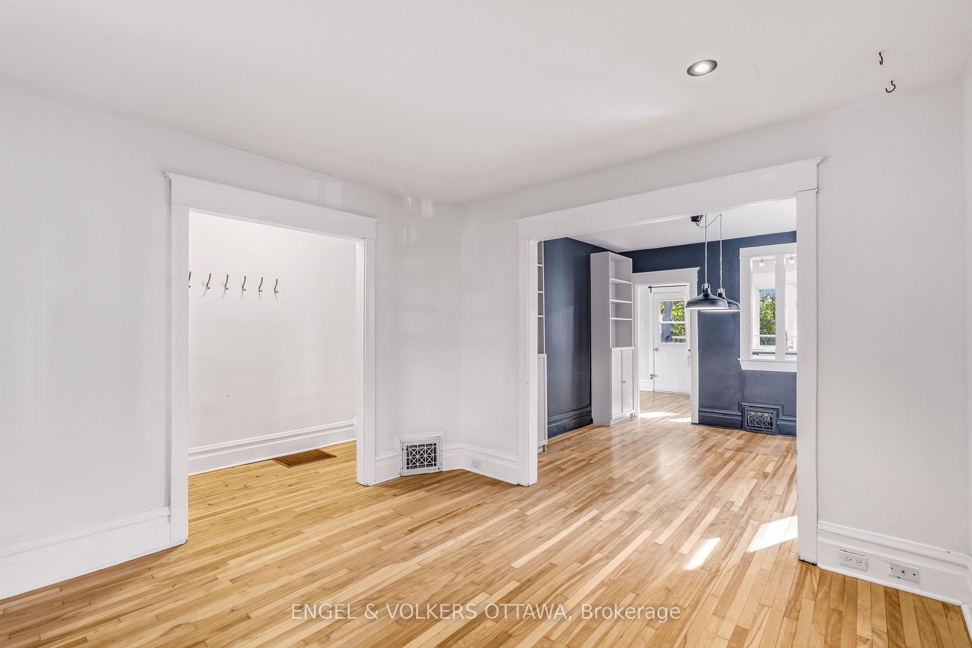 Photo 6 of 12 Clarey Avenue, Ottawa, Glebe — HOMEH
