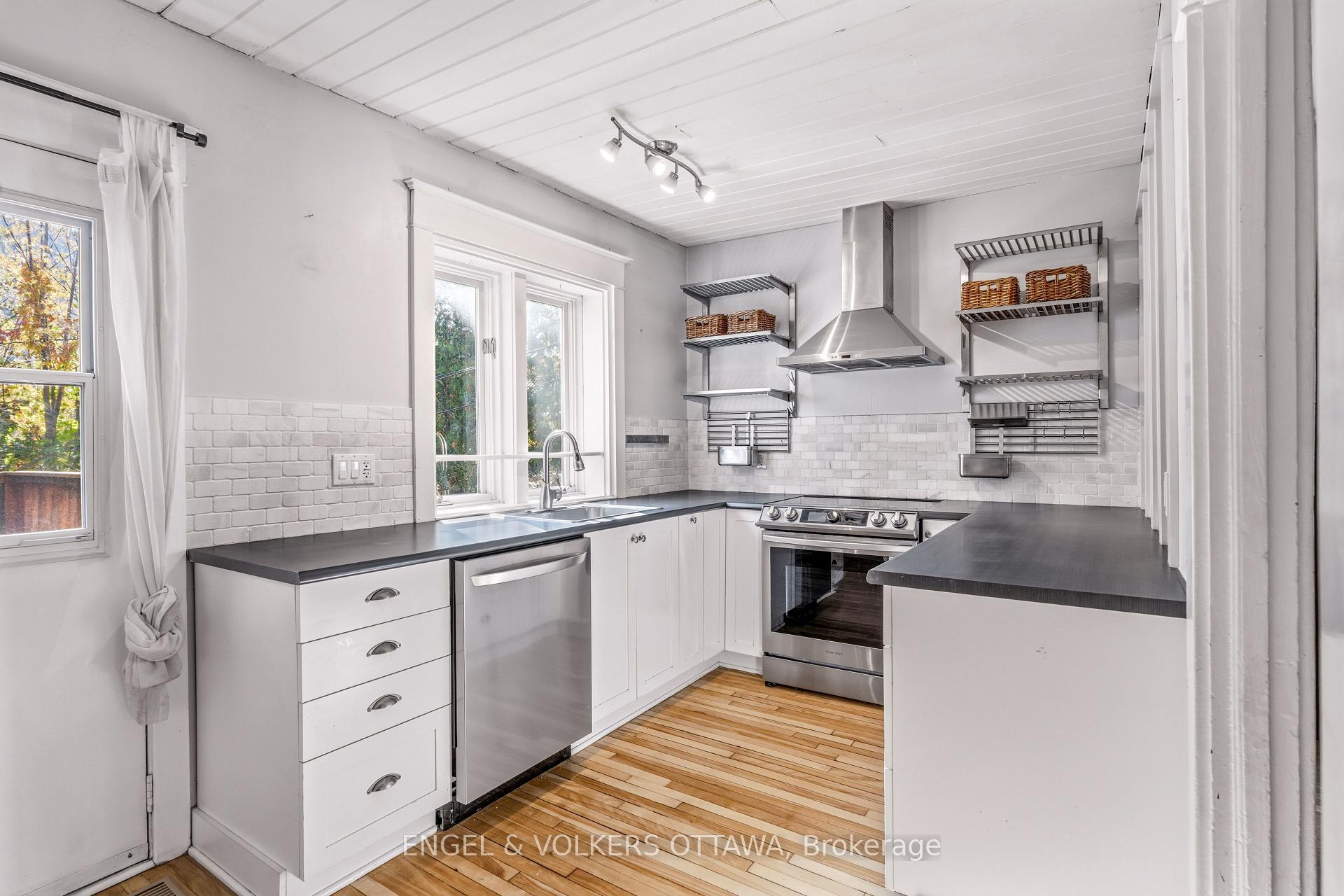 Photo 13 of 12 Clarey Avenue, Ottawa, Glebe — HOMEH