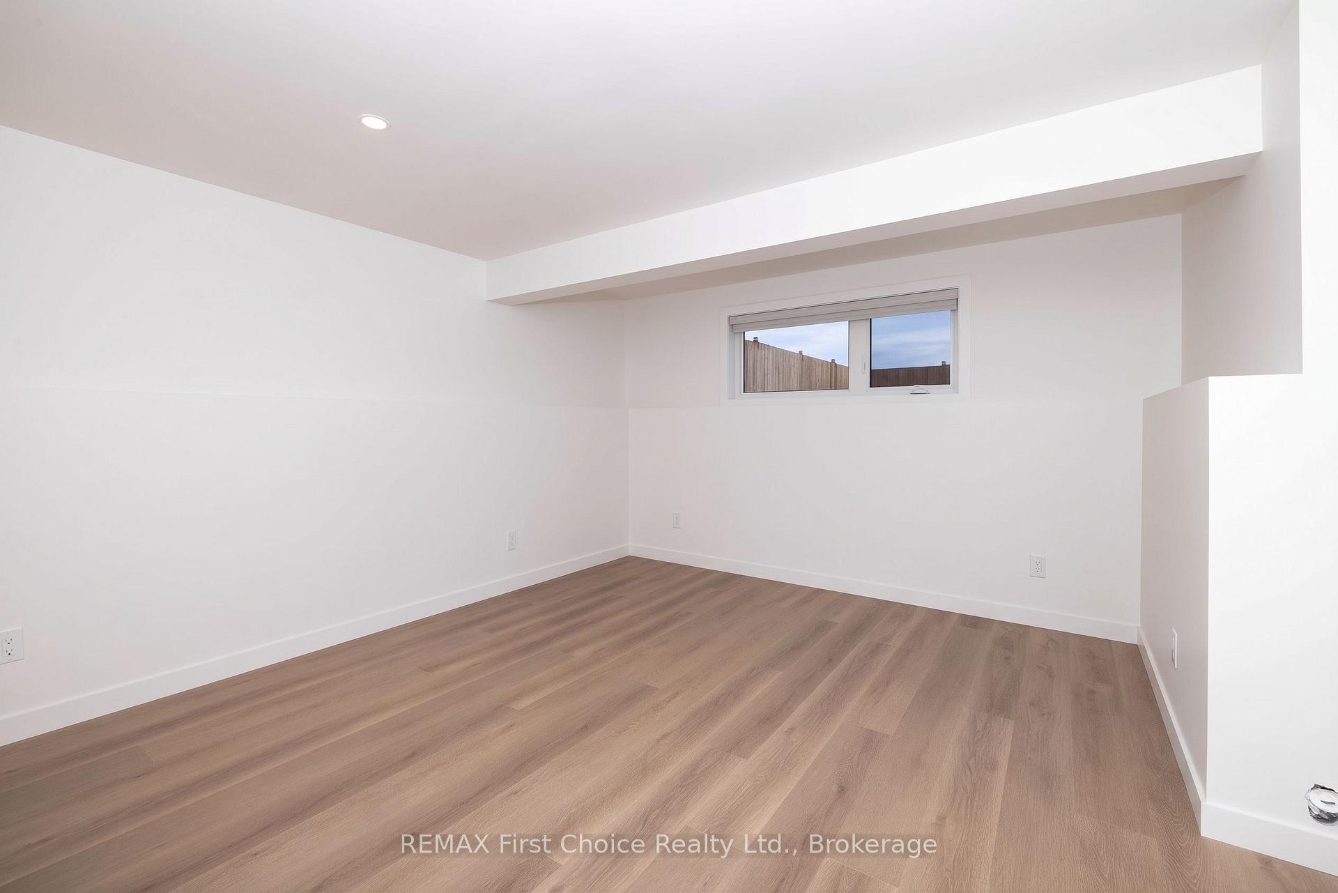 Photo 9 of 186 Bruin Crescent, Thunder Bay, Parkdale — HOMEH