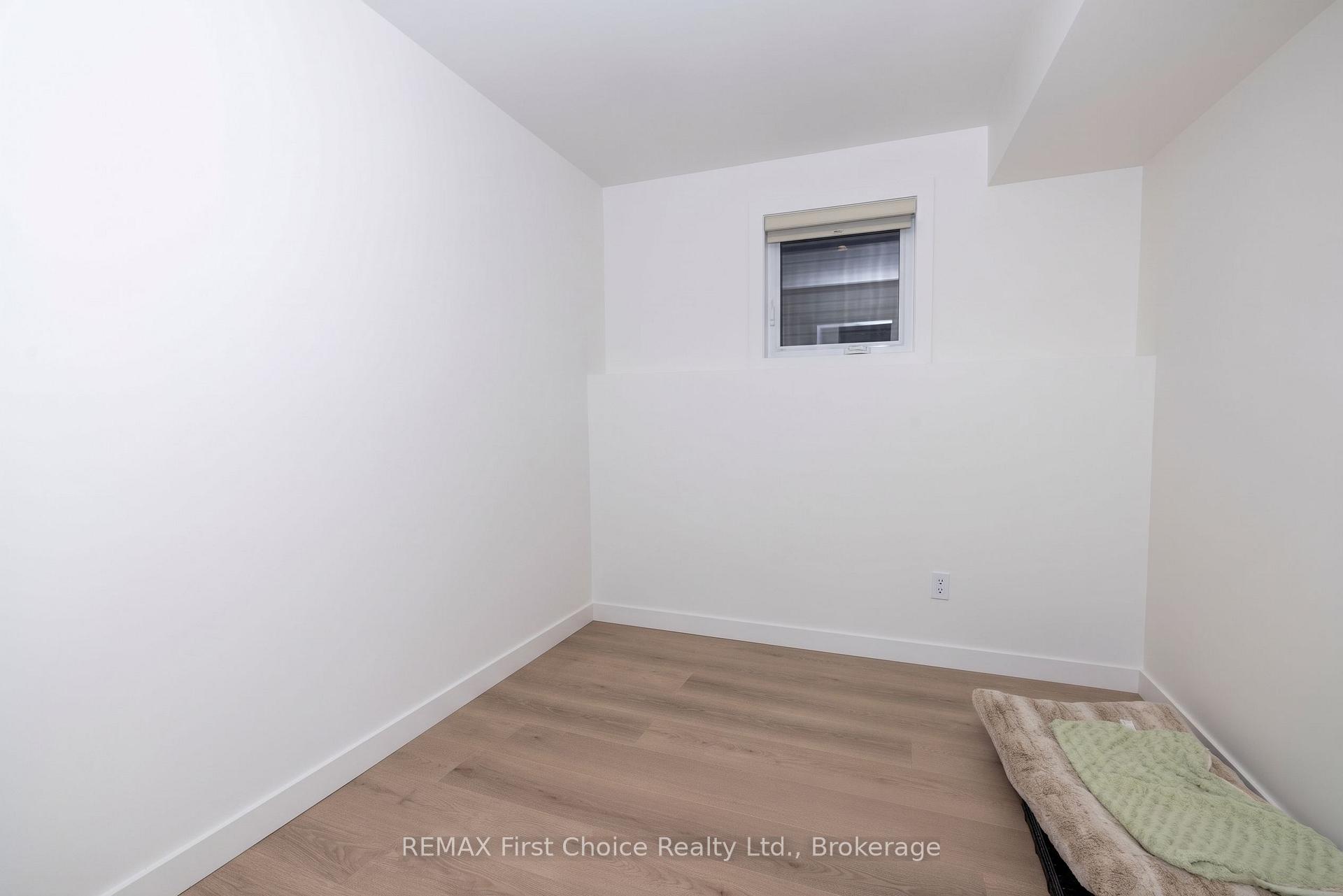 Photo 17 of 186 Bruin Crescent, Thunder Bay, Parkdale — HOMEH