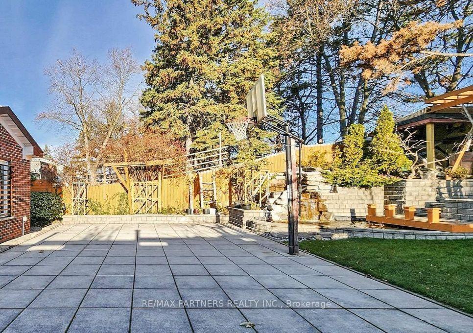 Photo 14 of 88 Cherrystone Drive, North York, Hillcrest Village — HOMEH