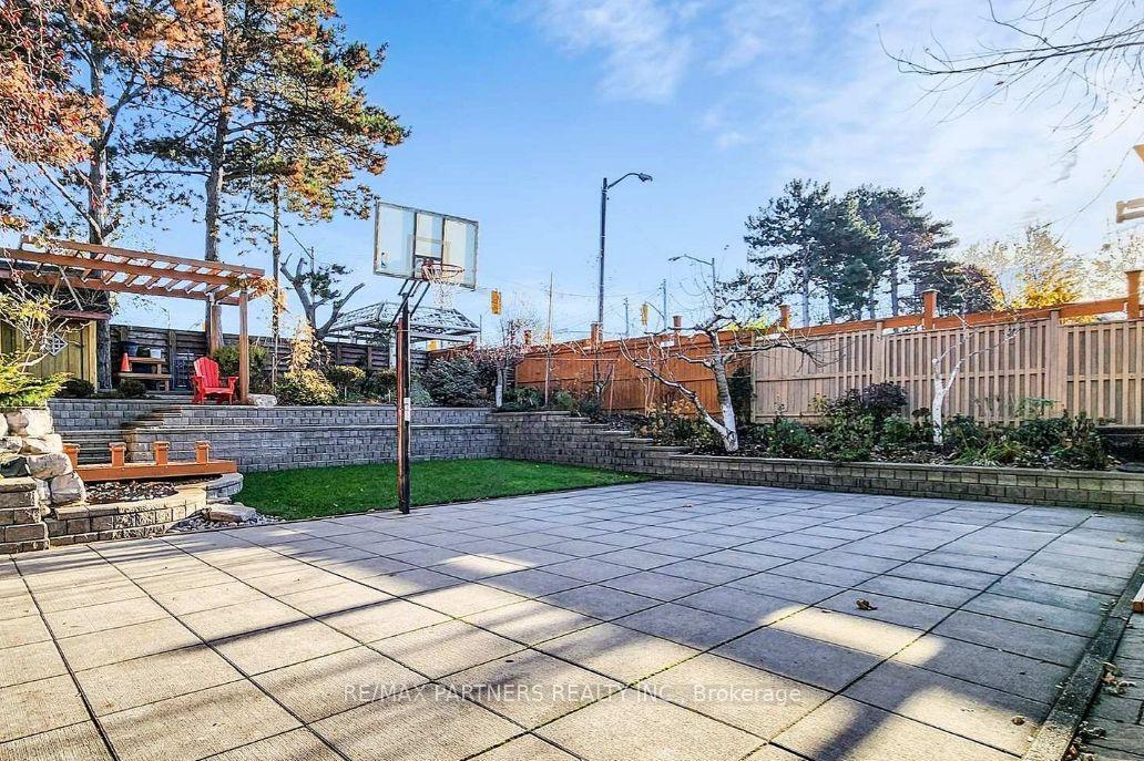 Photo 15 of 88 Cherrystone Drive, North York, Hillcrest Village — HOMEH