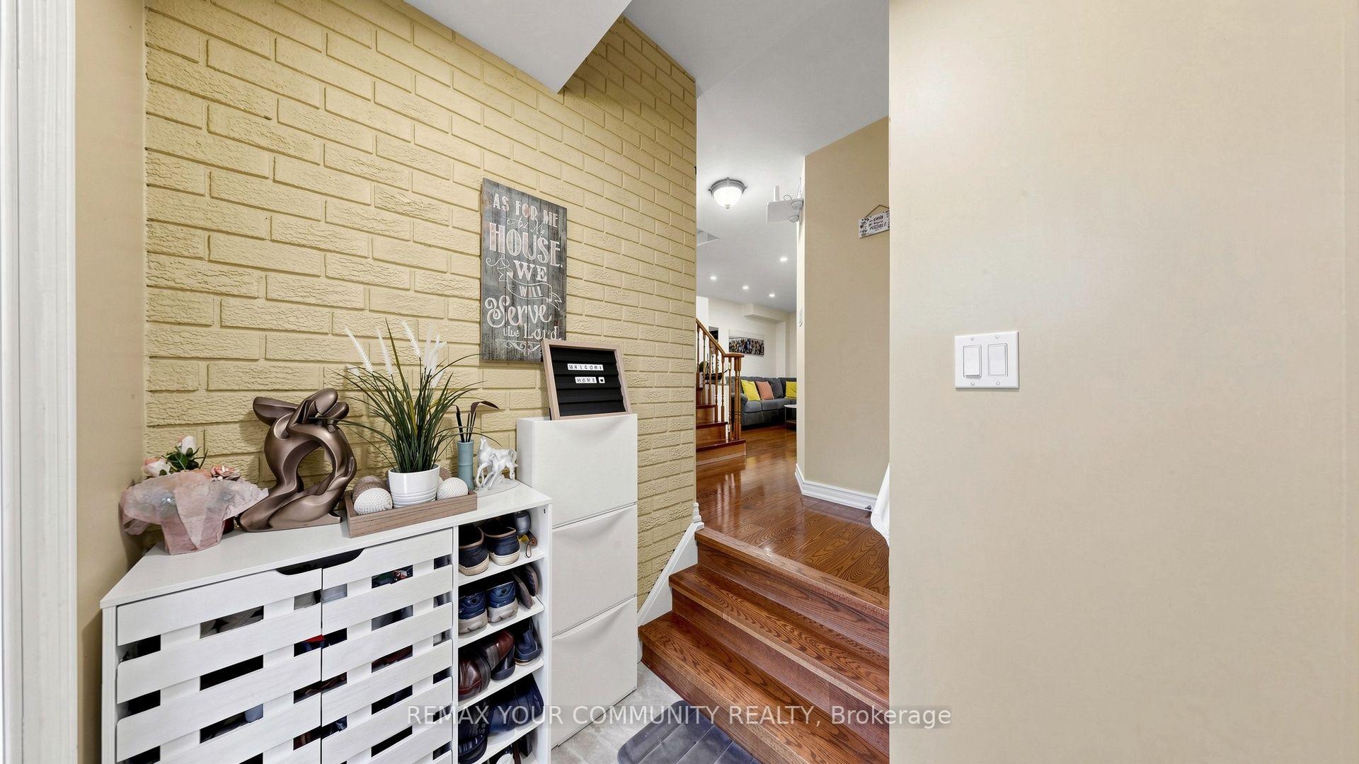 Photo 12 of 76 Deanscroft Square, Scarborough, West Hill — HOMEH