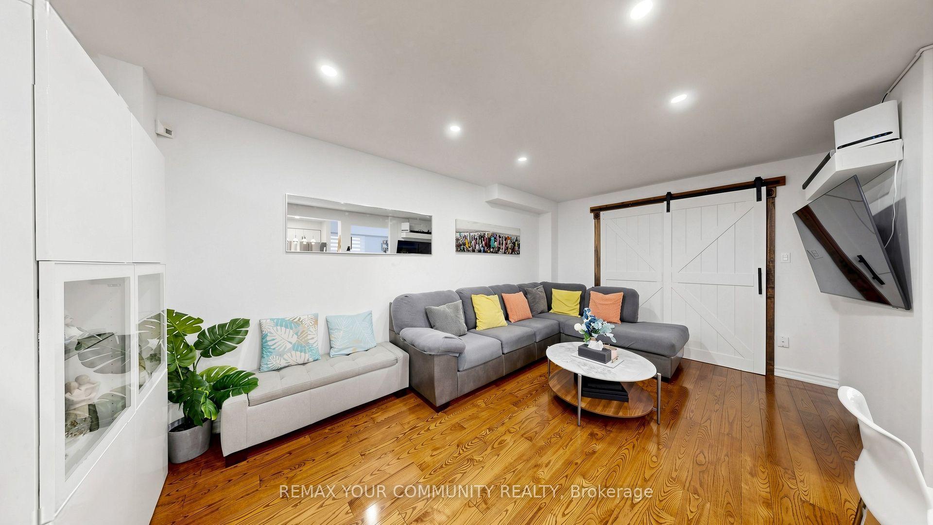Photo 15 of 76 Deanscroft Square, Scarborough, West Hill — HOMEH