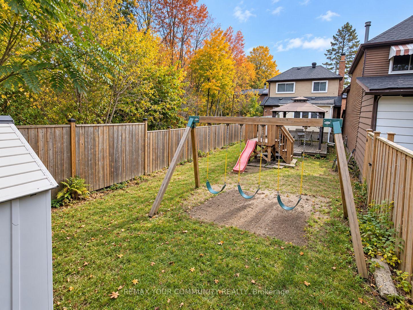 Photo 50 of 76 Deanscroft Square, Scarborough, West Hill — HOMEH