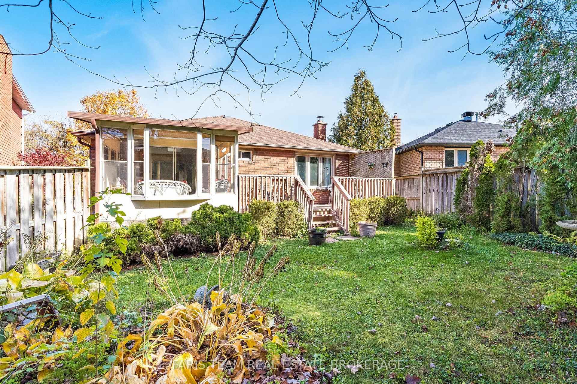 Photo 21 of 29 Ferguson Drive, Barrie, Northwest — HOMEH