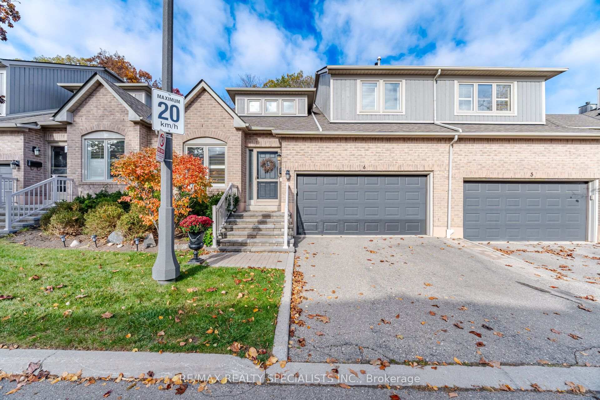 Photo 6 of Unit 6, 5490 Glen Erin Drive, Mississauga, Central Erin Mills — HOMEH