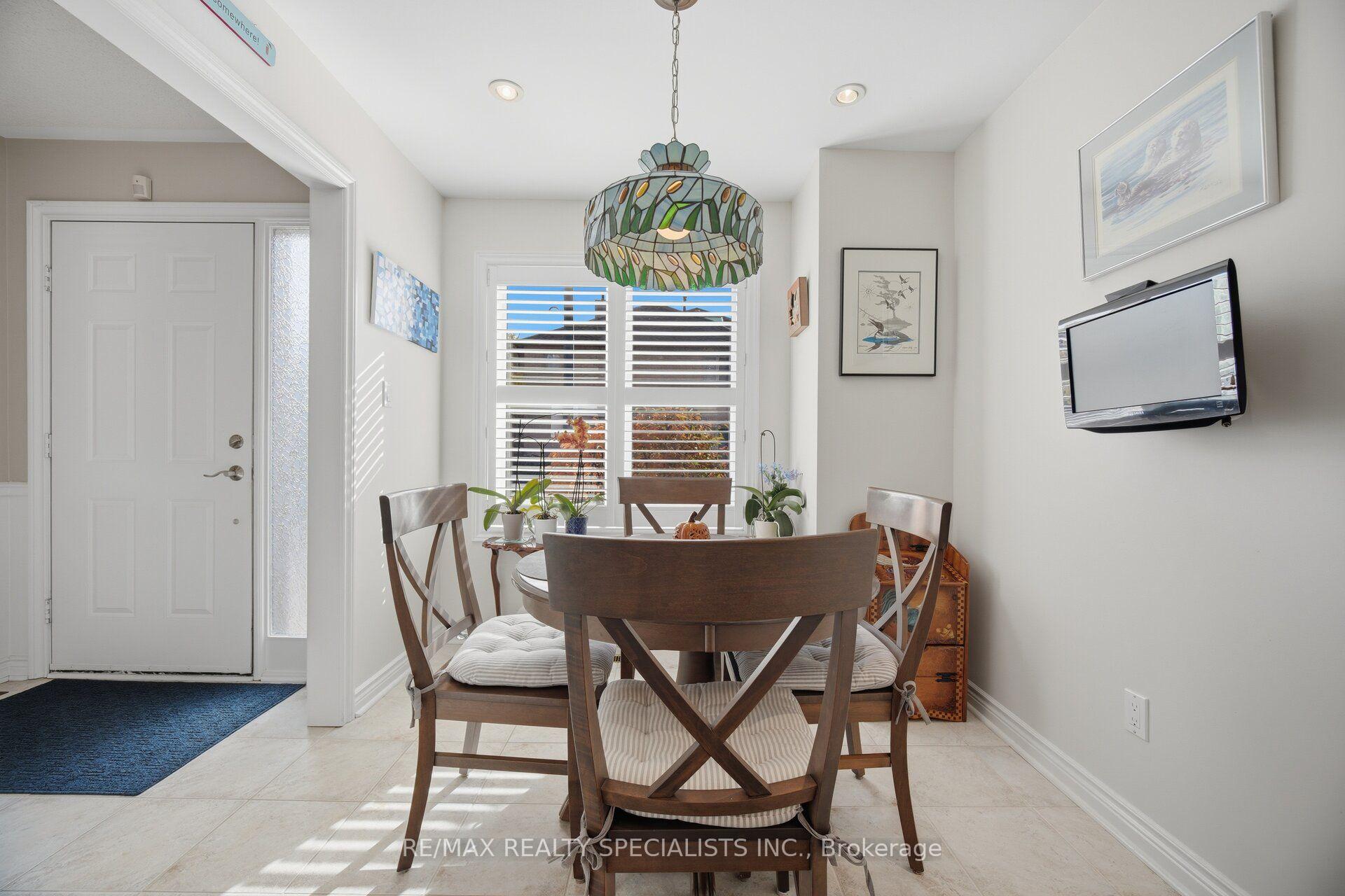 Photo 9 of Unit 6, 5490 Glen Erin Drive, Mississauga, Central Erin Mills — HOMEH